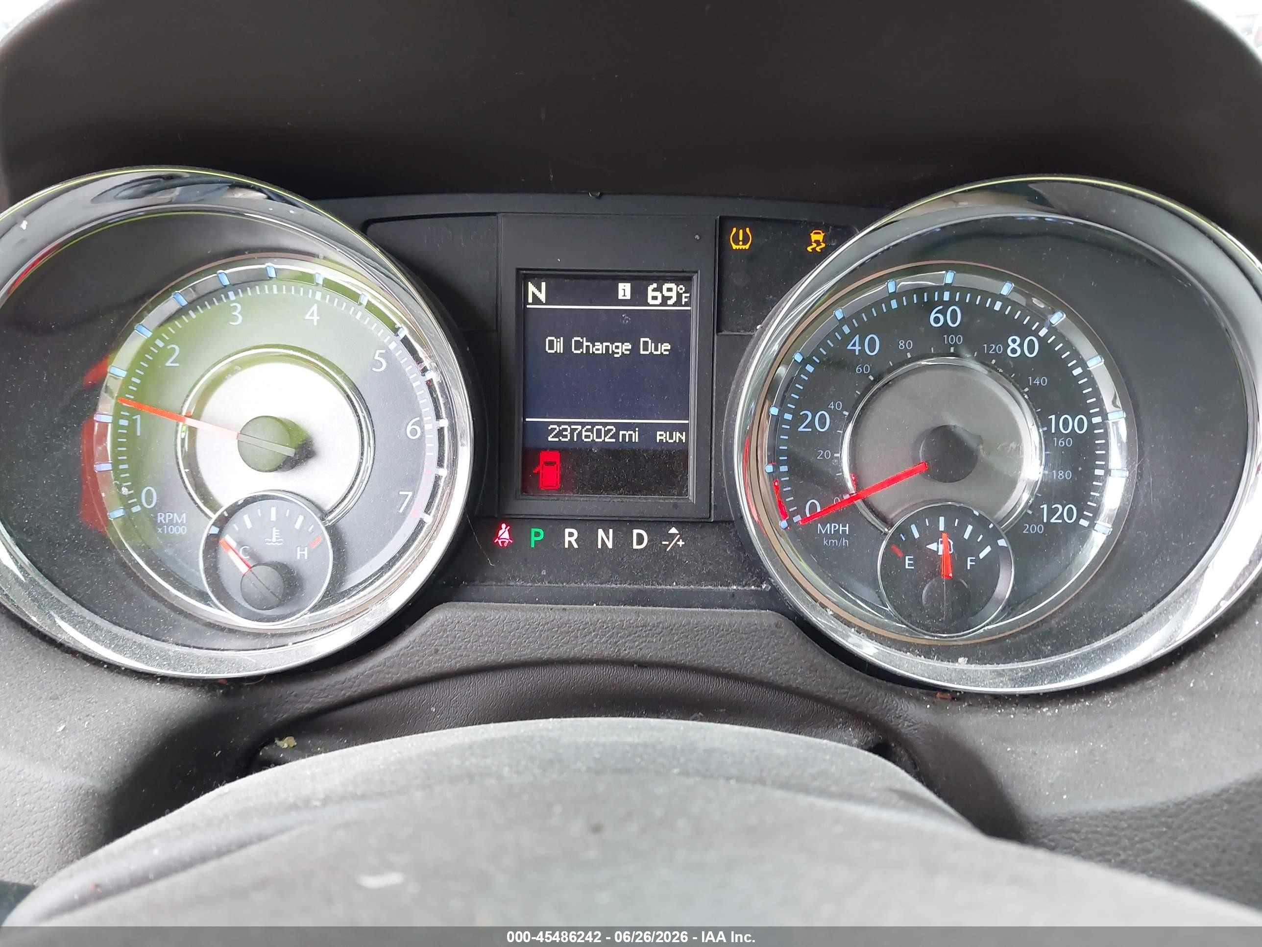 2014 Chrysler Town & Country Touring-l Burgundy vin: 2C4RC1CG3ER284833