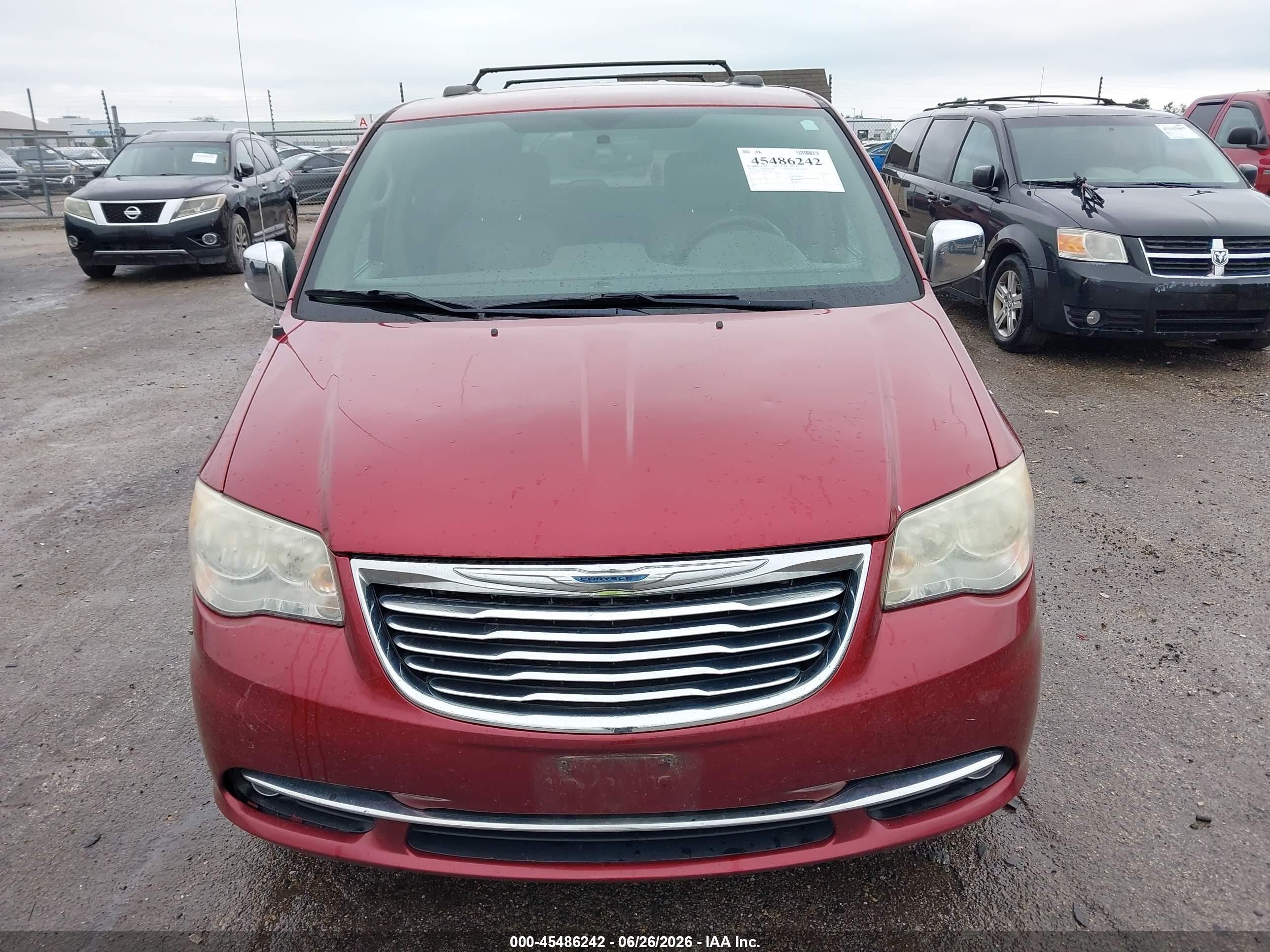 2014 Chrysler Town & Country Touring-l Burgundy vin: 2C4RC1CG3ER284833