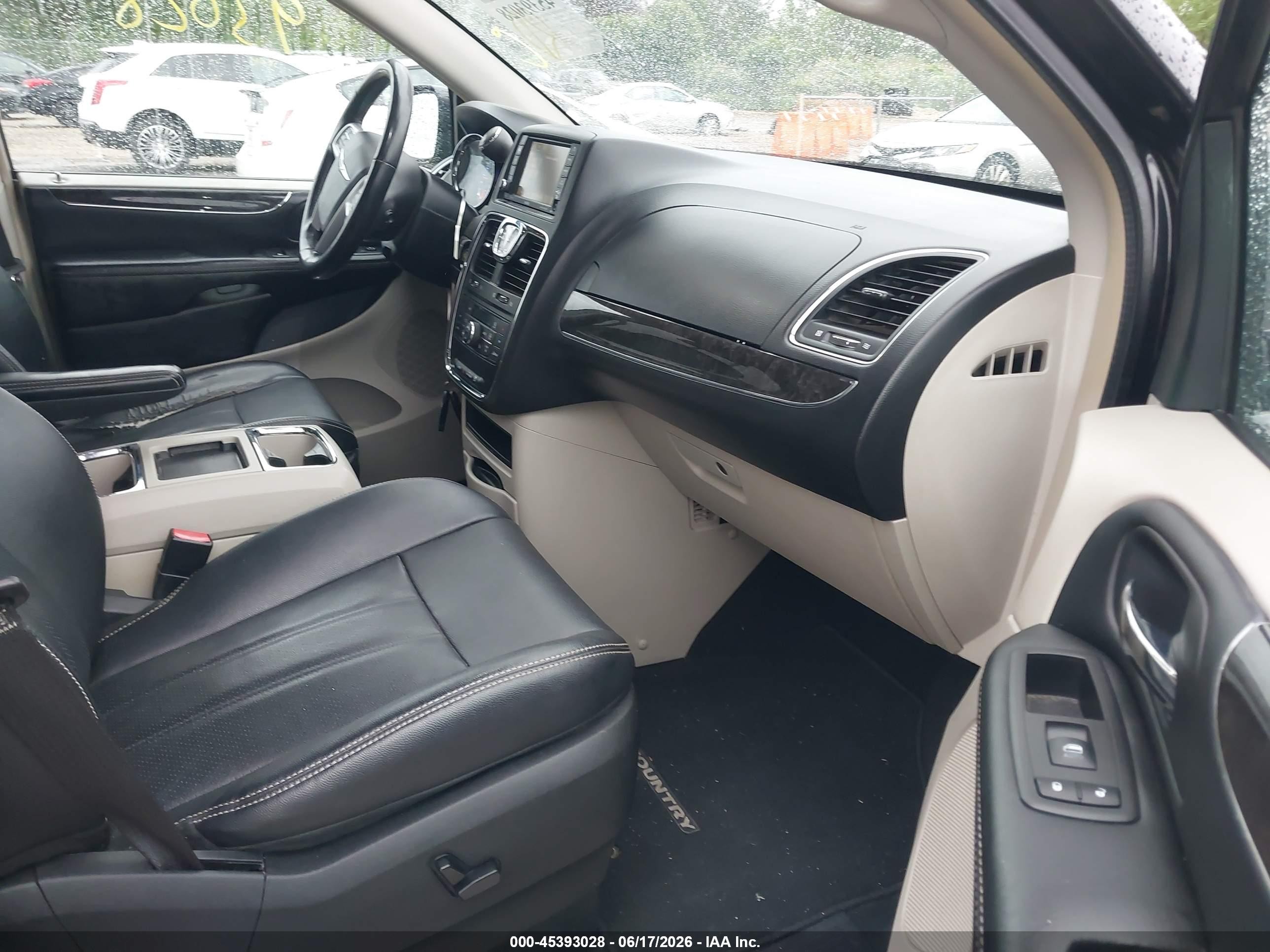 2014 Chrysler Town & Country Touring-l Gray vin: 2C4RC1CG3ER455659