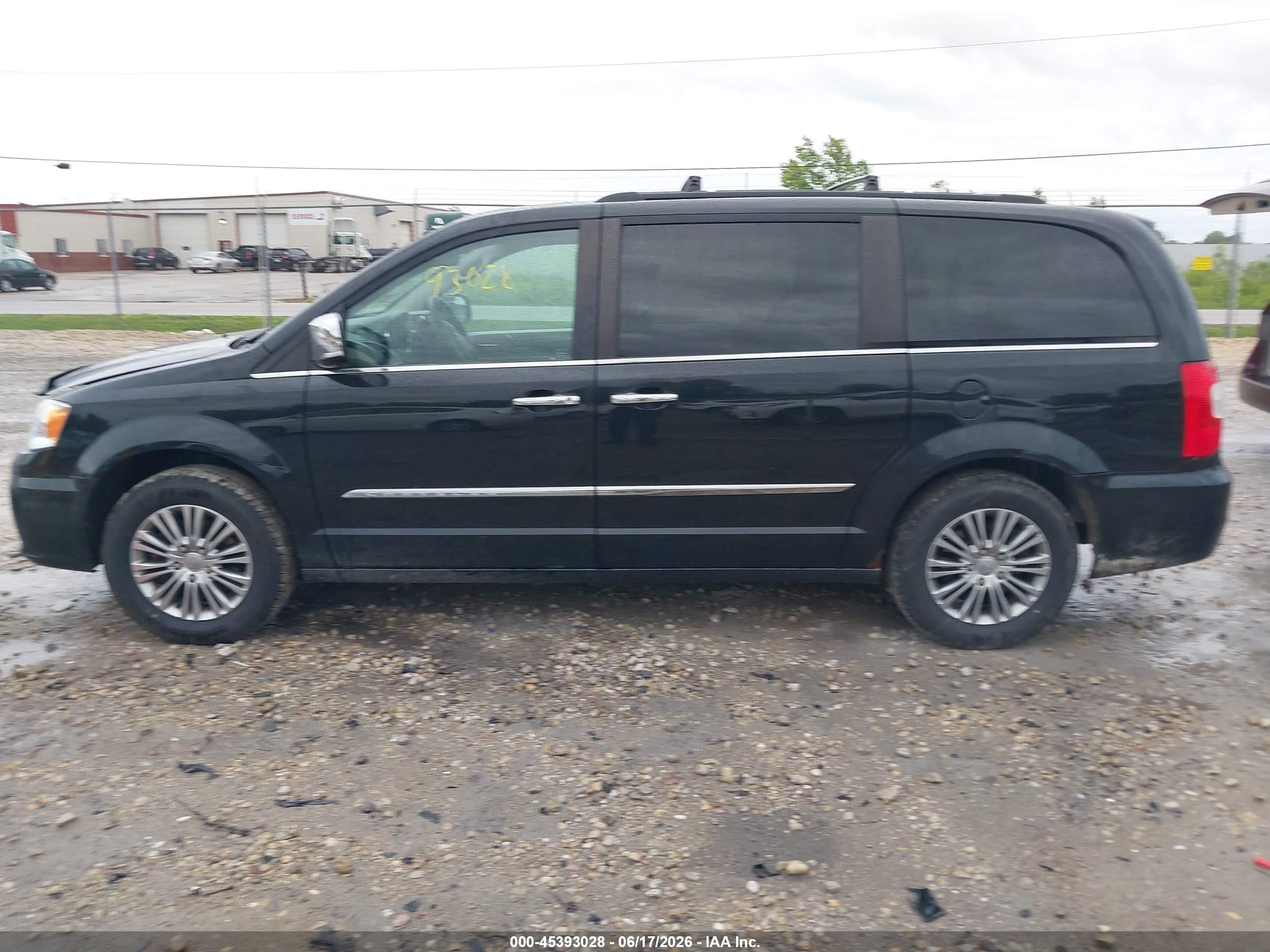 2014 Chrysler Town & Country Touring-l Gray vin: 2C4RC1CG3ER455659