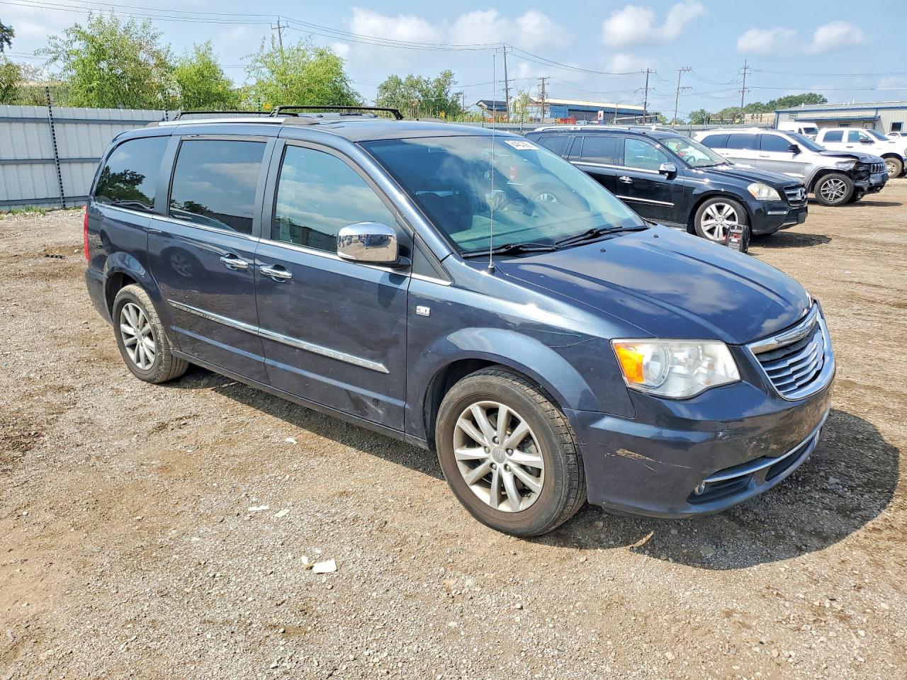 2014 Chrysler Town & Country Touring L Blue vin: 2C4RC1CG3ER470503