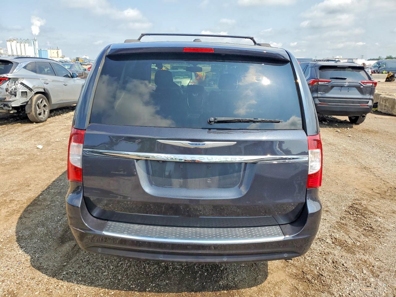2014 Chrysler Town & Country Touring L Blue vin: 2C4RC1CG3ER470503
