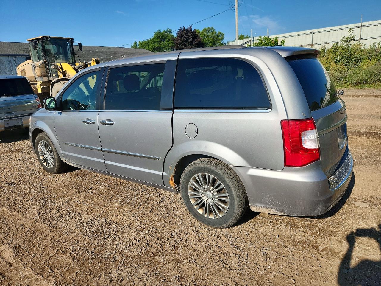 2015 Chrysler Town & Country Touring L Silver vin: 2C4RC1CG3FR522309