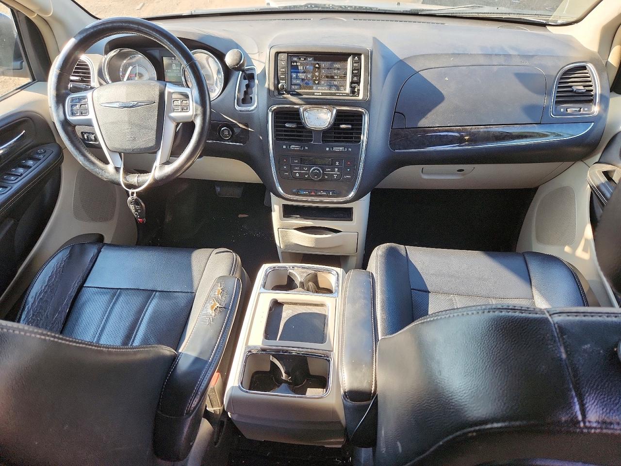 2015 Chrysler Town & Country Touring L Silver vin: 2C4RC1CG3FR522309