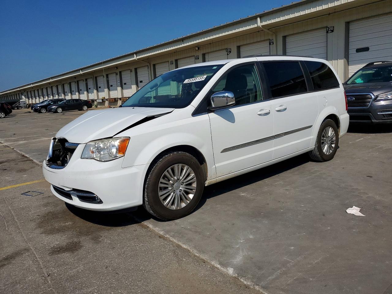 2015 Chrysler Town & Country Touring L White vin: 2C4RC1CG3FR582316