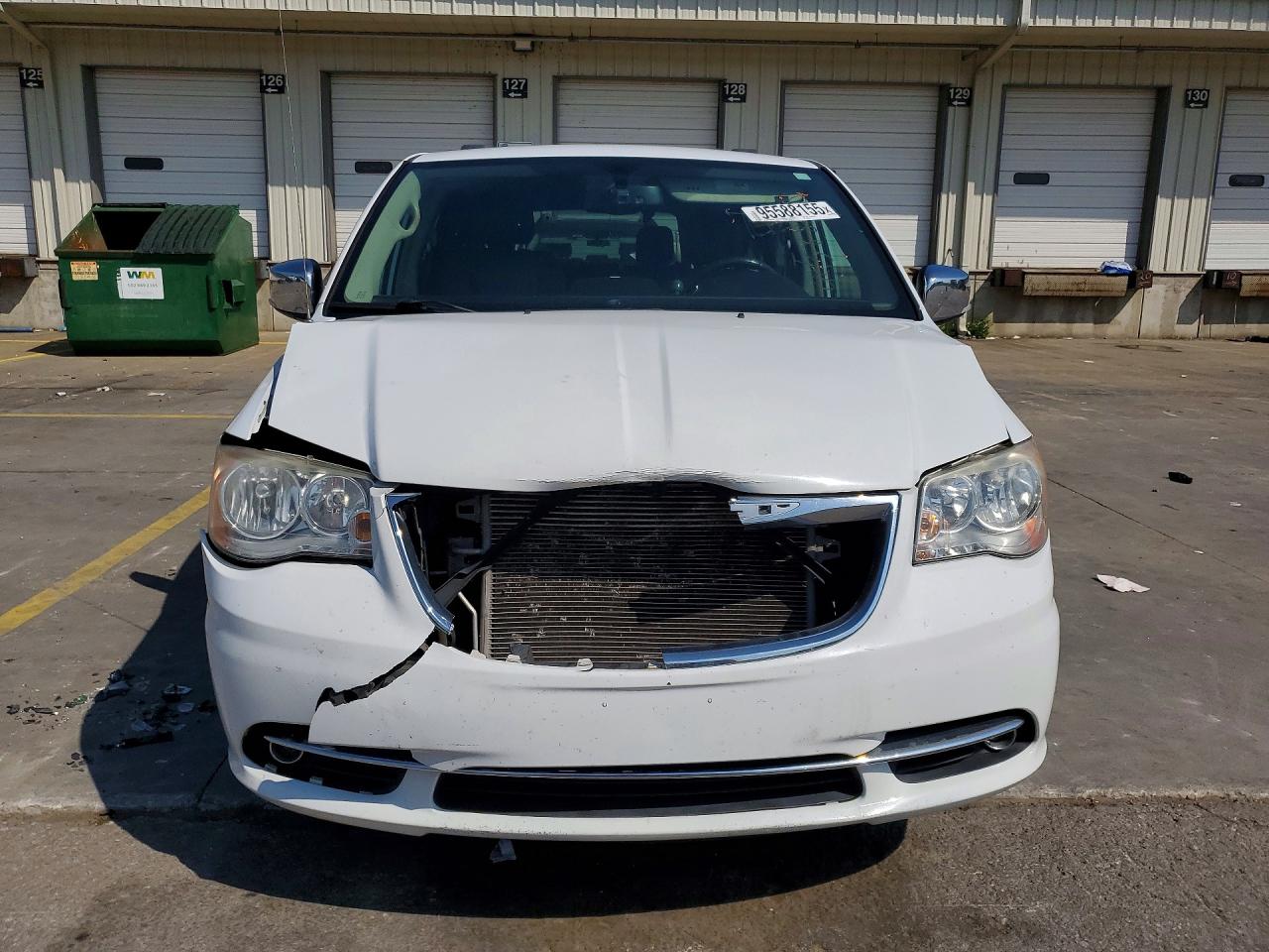 2015 Chrysler Town & Country Touring L White vin: 2C4RC1CG3FR582316