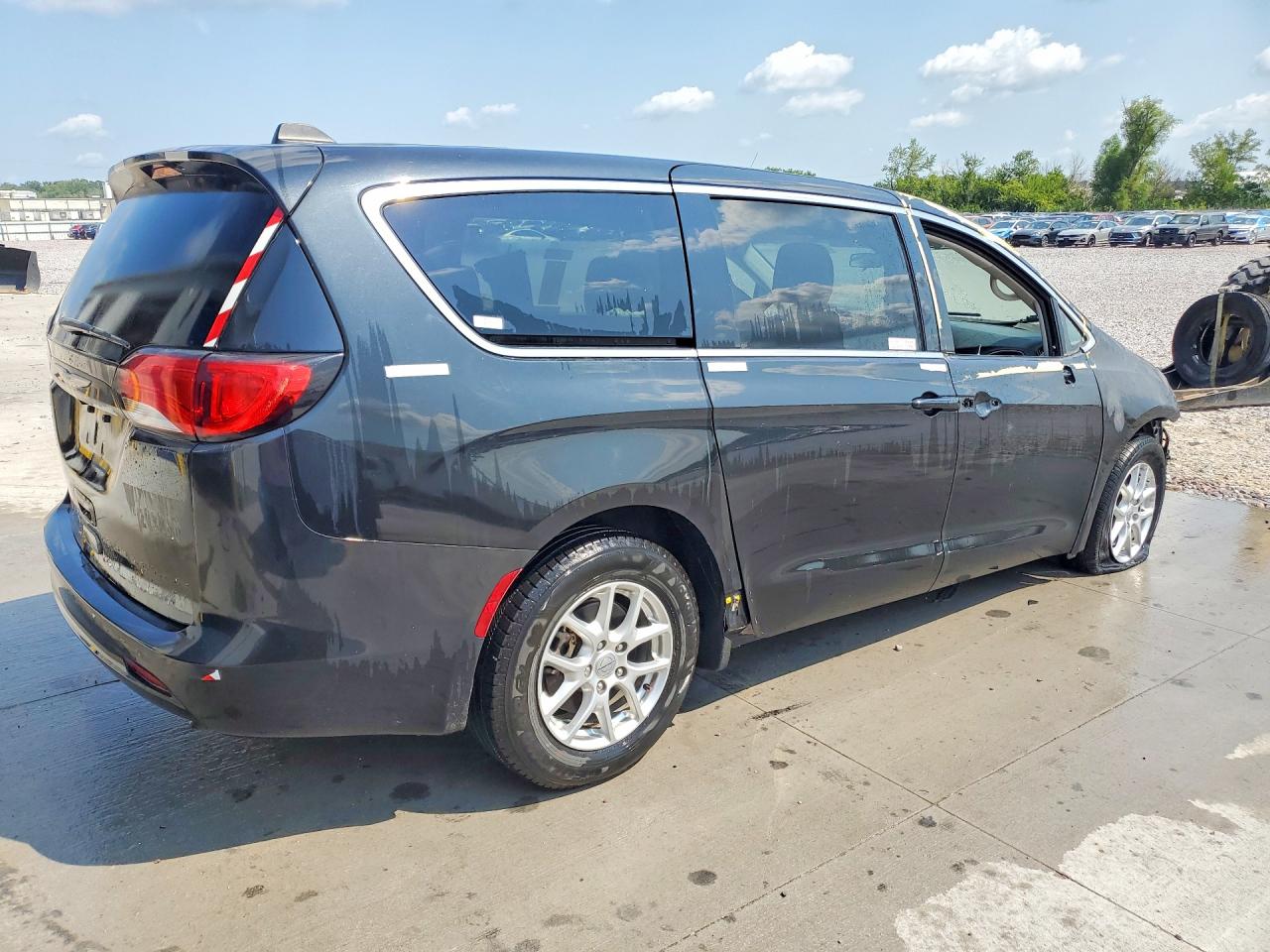 2022 Chrysler Voyager Lx Black vin: 2C4RC1CG3NR203460