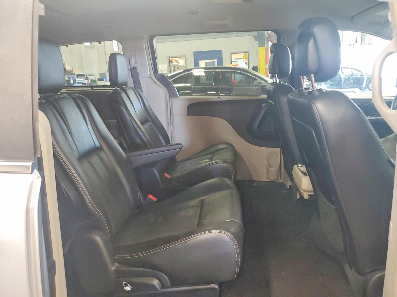 2012 Chrysler Town & Country Touring L Gray vin: 2C4RC1CG4CR209345