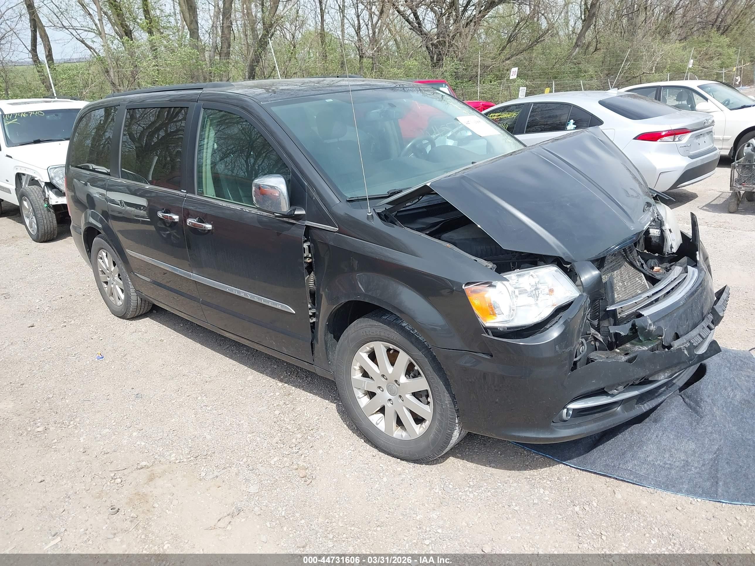 2012 Chrysler Town & Country Touring-l Gray vin: 2C4RC1CG4CR227702