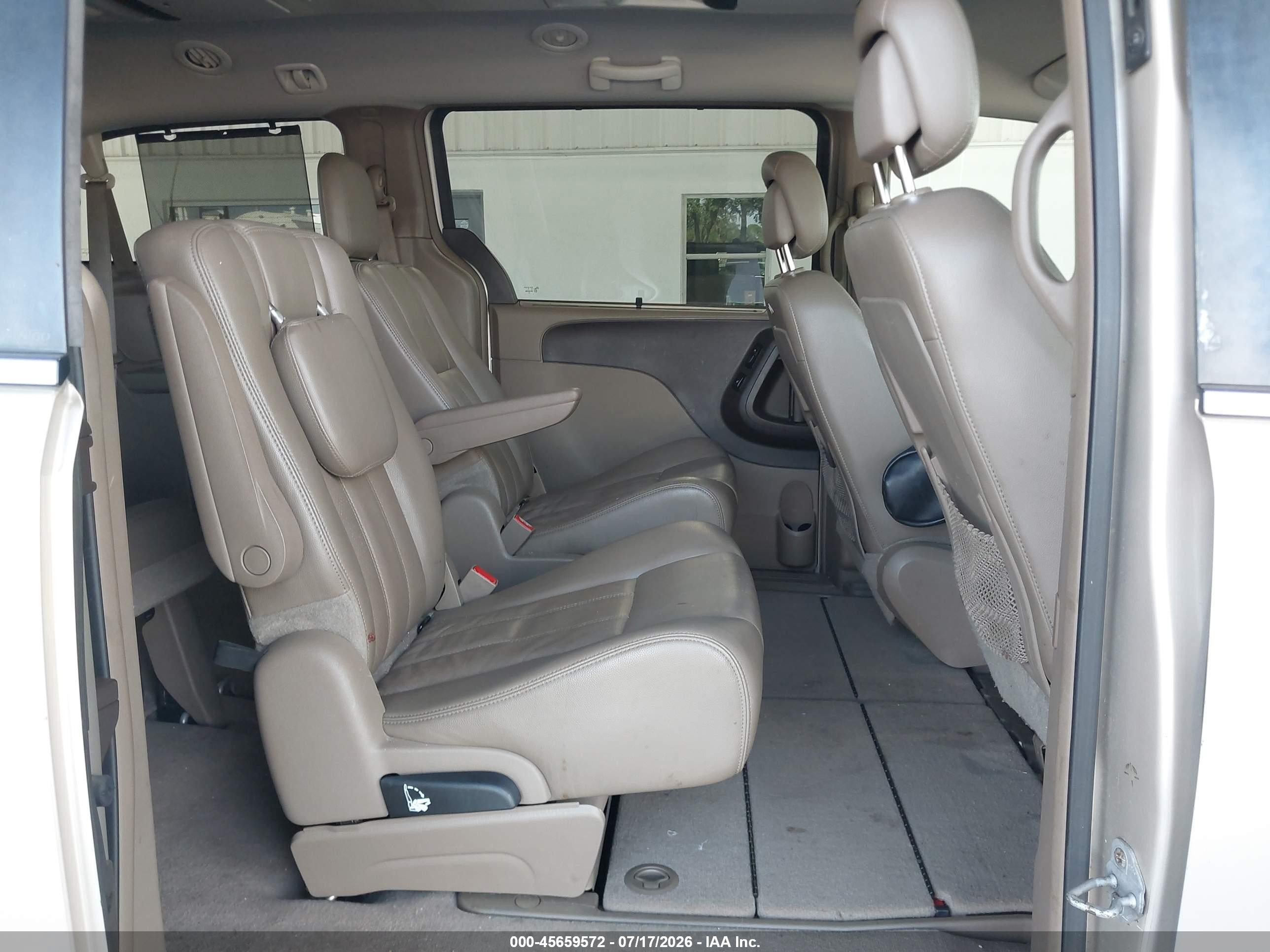 2012 Chrysler Town & Country Touring-l Золотой vin: 2C4RC1CG4CR237212