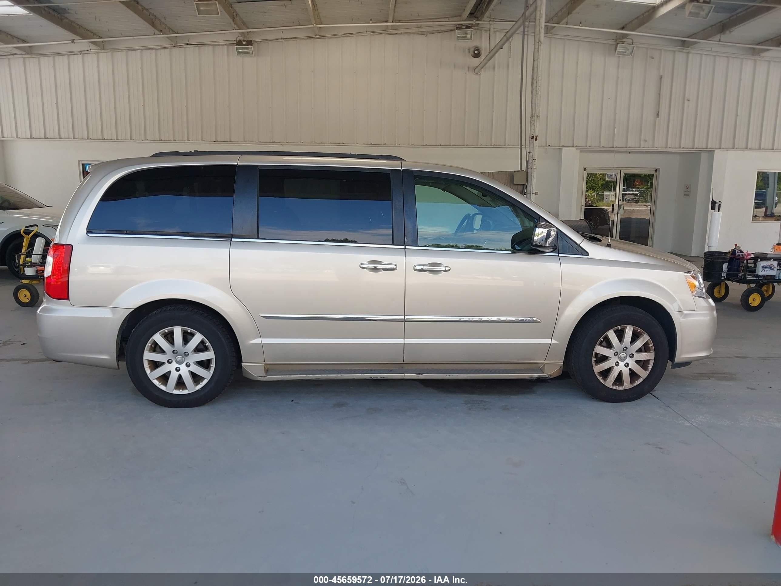 2012 Chrysler Town & Country Touring-l Золотой vin: 2C4RC1CG4CR237212