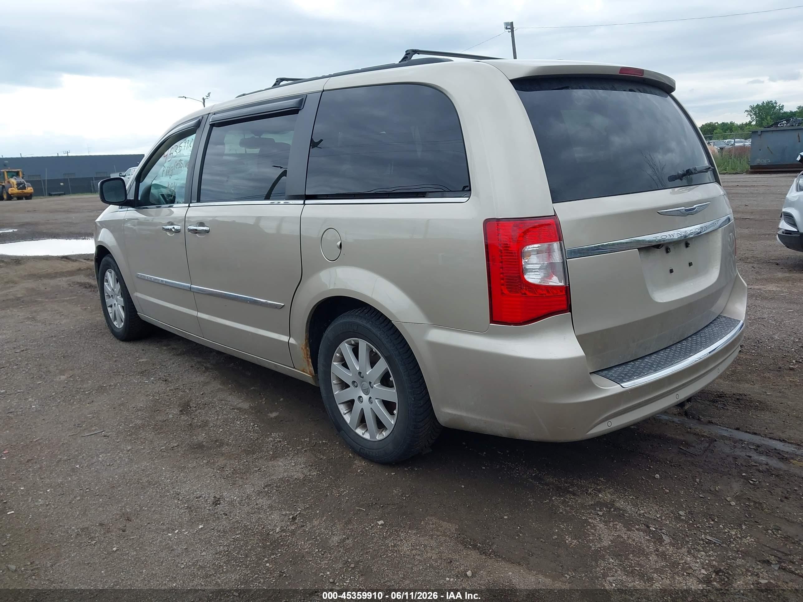 2012 Chrysler Town & Country Touring-l Champagne vin: 2C4RC1CG4CR301362