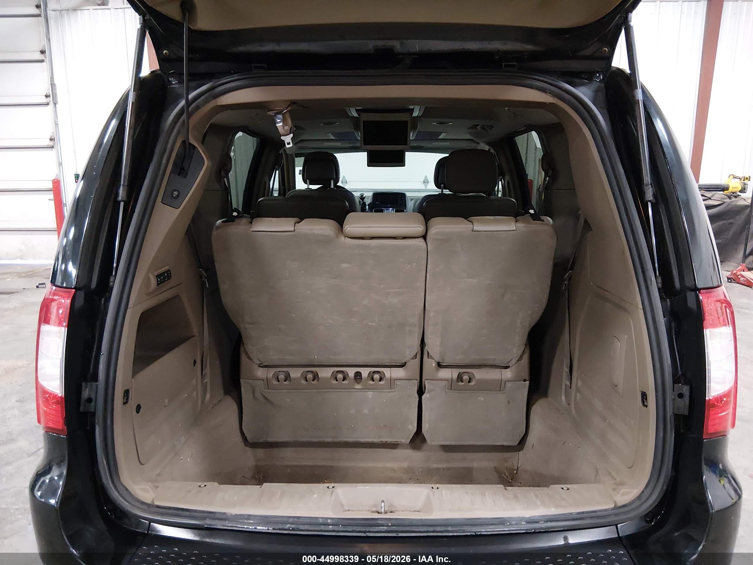 2012 Chrysler Town & Country Touring-l Черный vin: 2C4RC1CG4CR416575