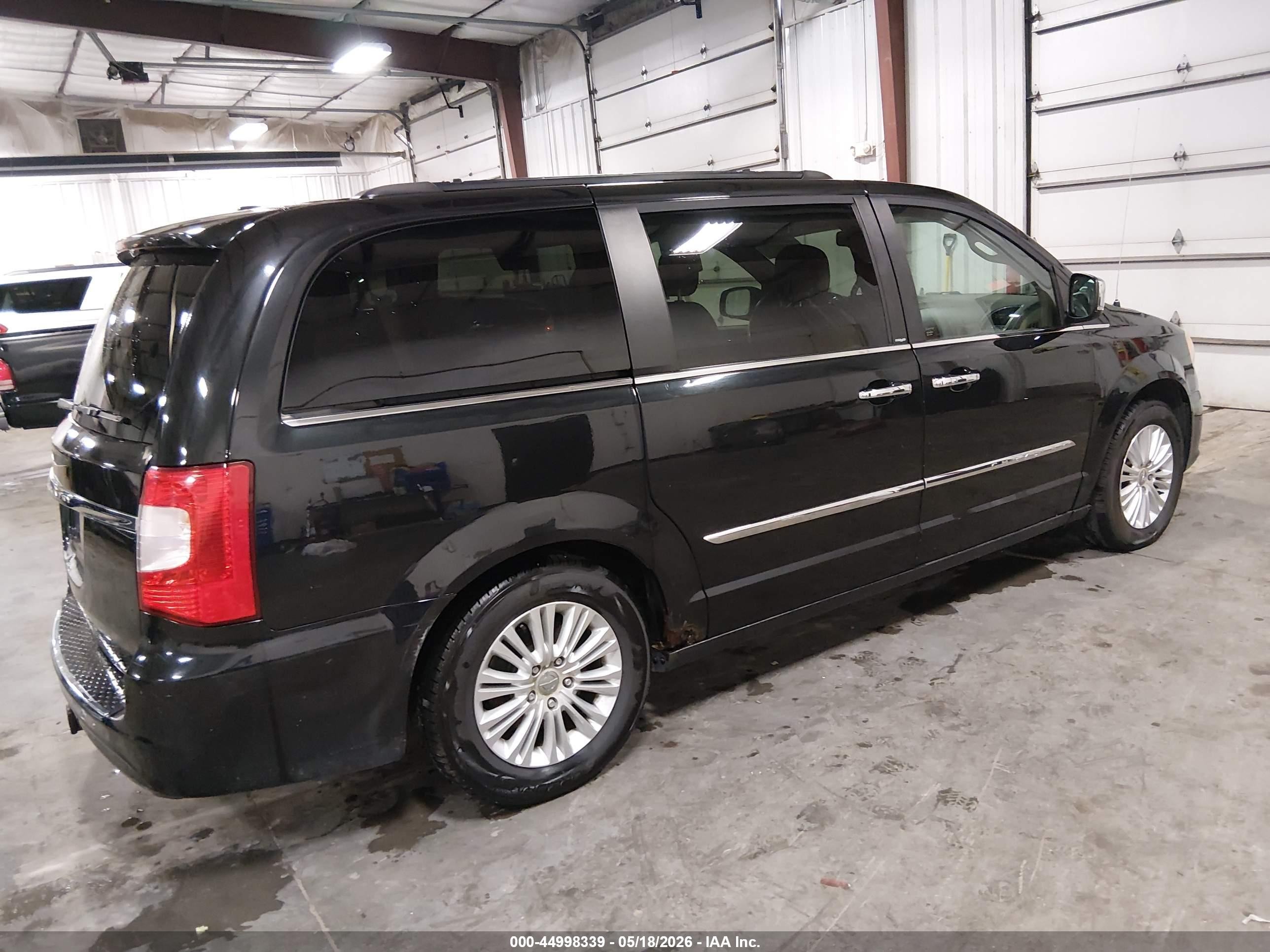 2012 Chrysler Town & Country Touring-l Черный vin: 2C4RC1CG4CR416575