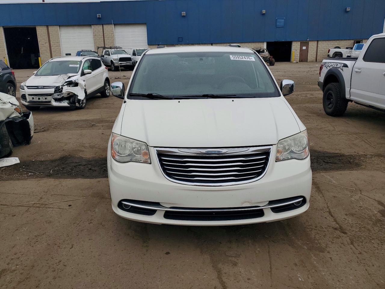 2013 Chrysler Town & Country Touring L White vin: 2C4RC1CG4DR565053