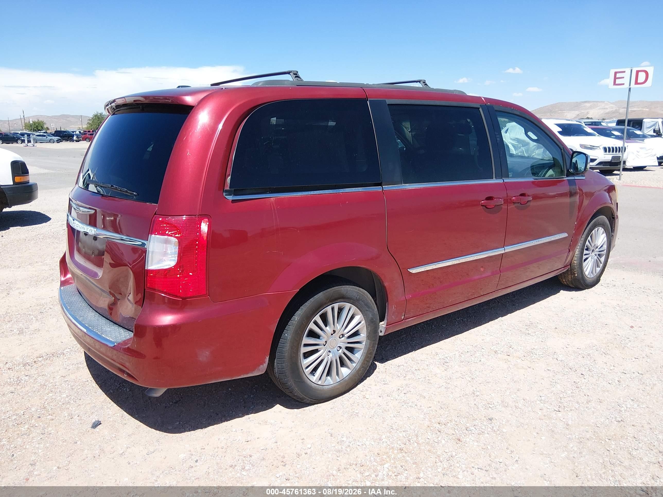 2013 Chrysler Town & Country Touring-l Maroon vin: 2C4RC1CG4DR585044