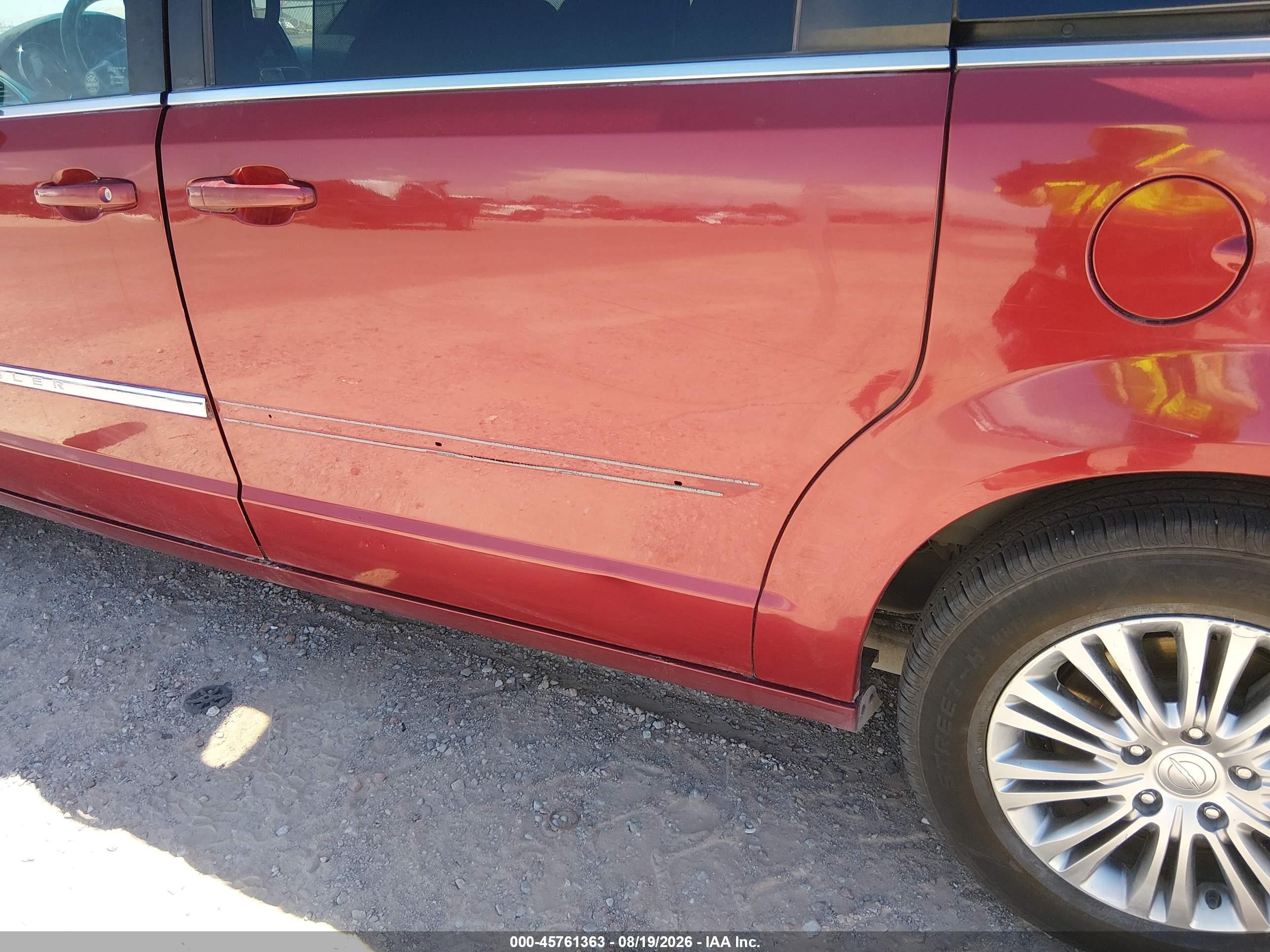 2013 Chrysler Town & Country Touring-l Maroon vin: 2C4RC1CG4DR585044