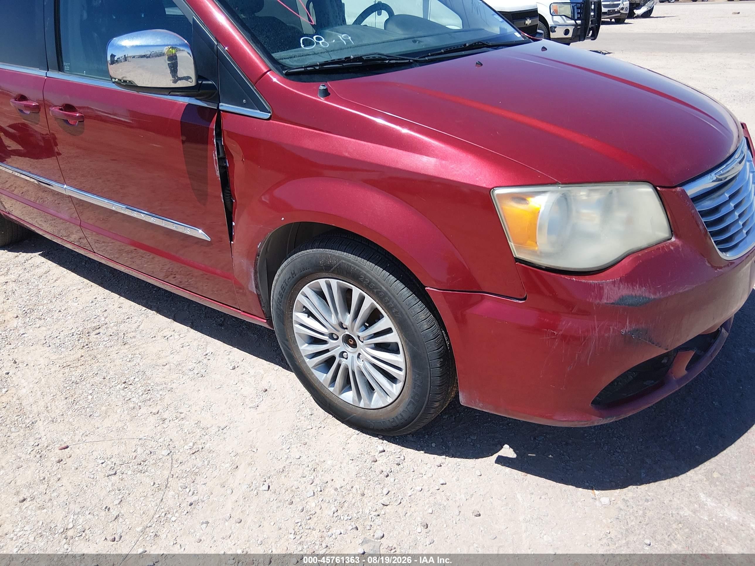 2013 Chrysler Town & Country Touring-l Maroon vin: 2C4RC1CG4DR585044