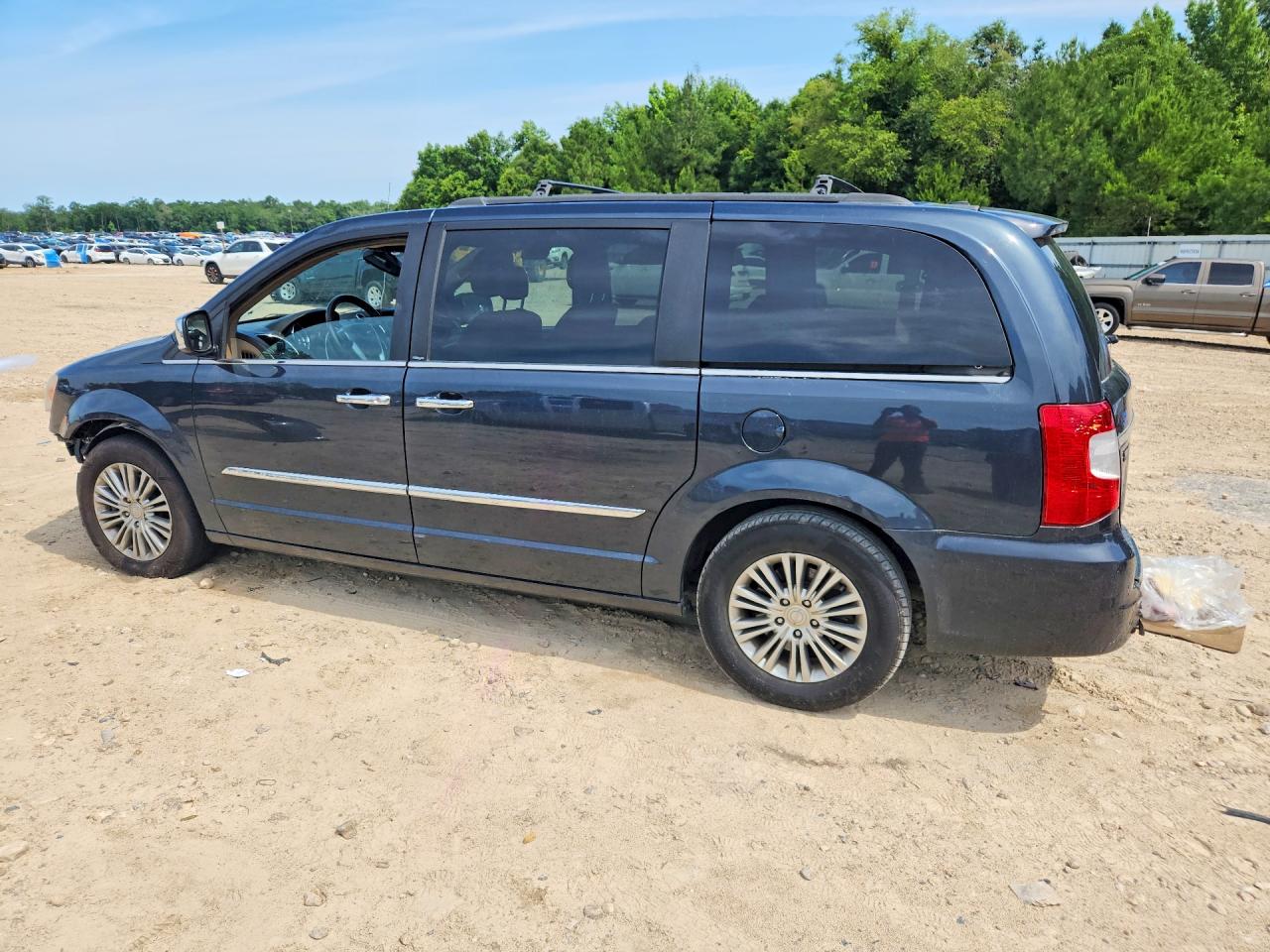 2013 Chrysler Town & Country Touring L Black vin: 2C4RC1CG4DR708924