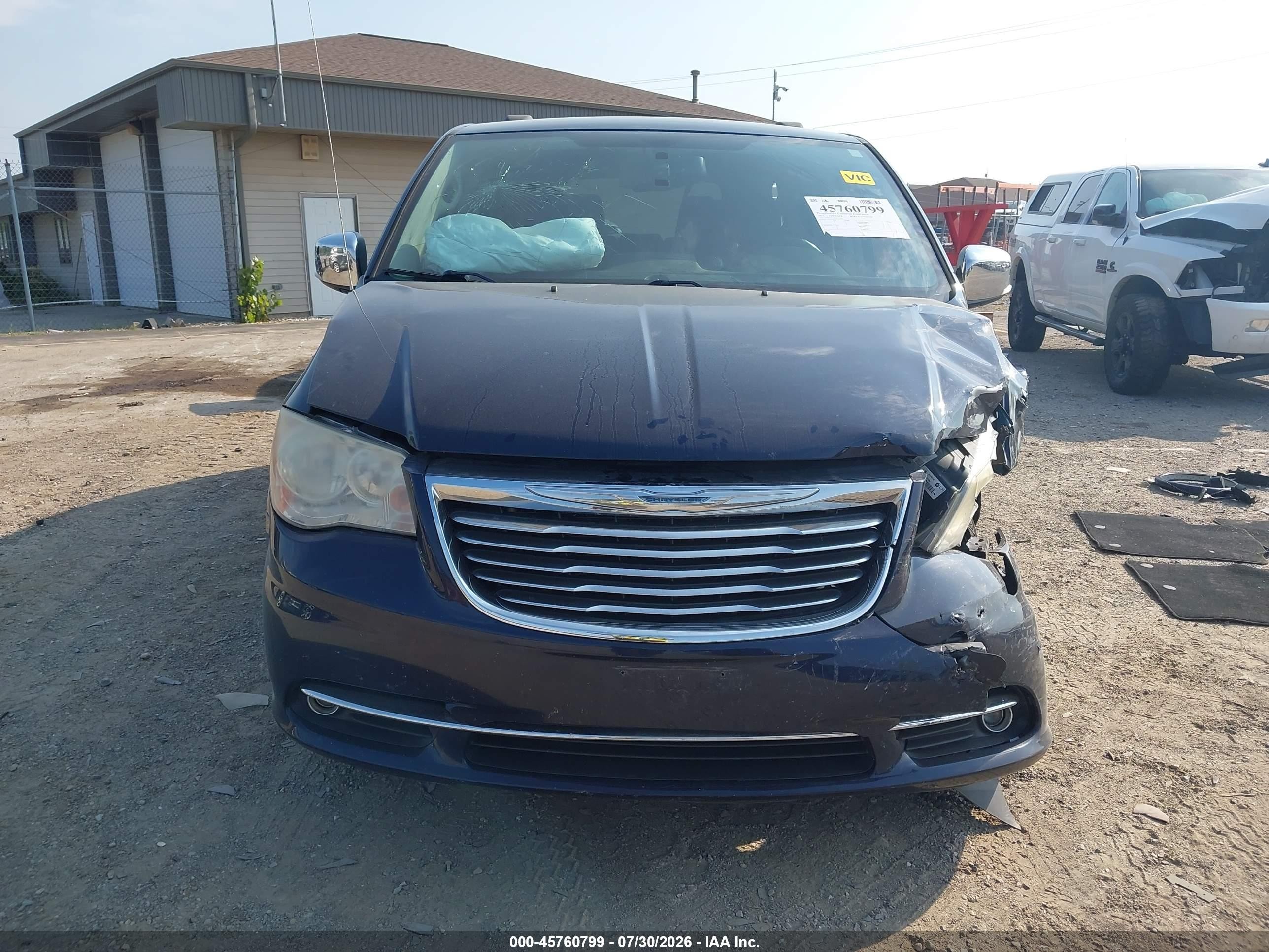 2013 Chrysler Town & Country Touring-l Dark Blue vin: 2C4RC1CG4DR757685