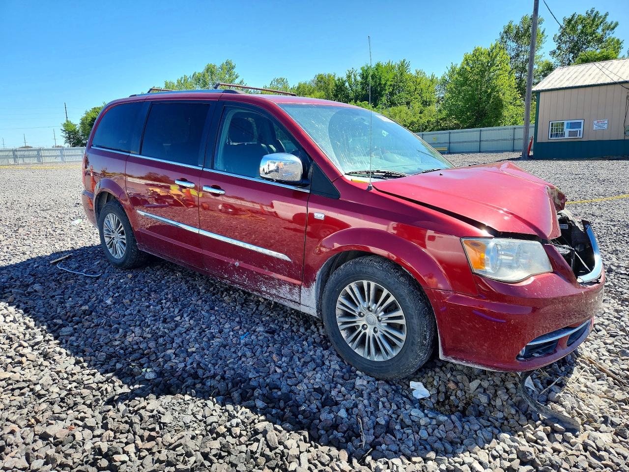 2014 Chrysler Town & Country Touring L Red vin: 2C4RC1CG4ER189407