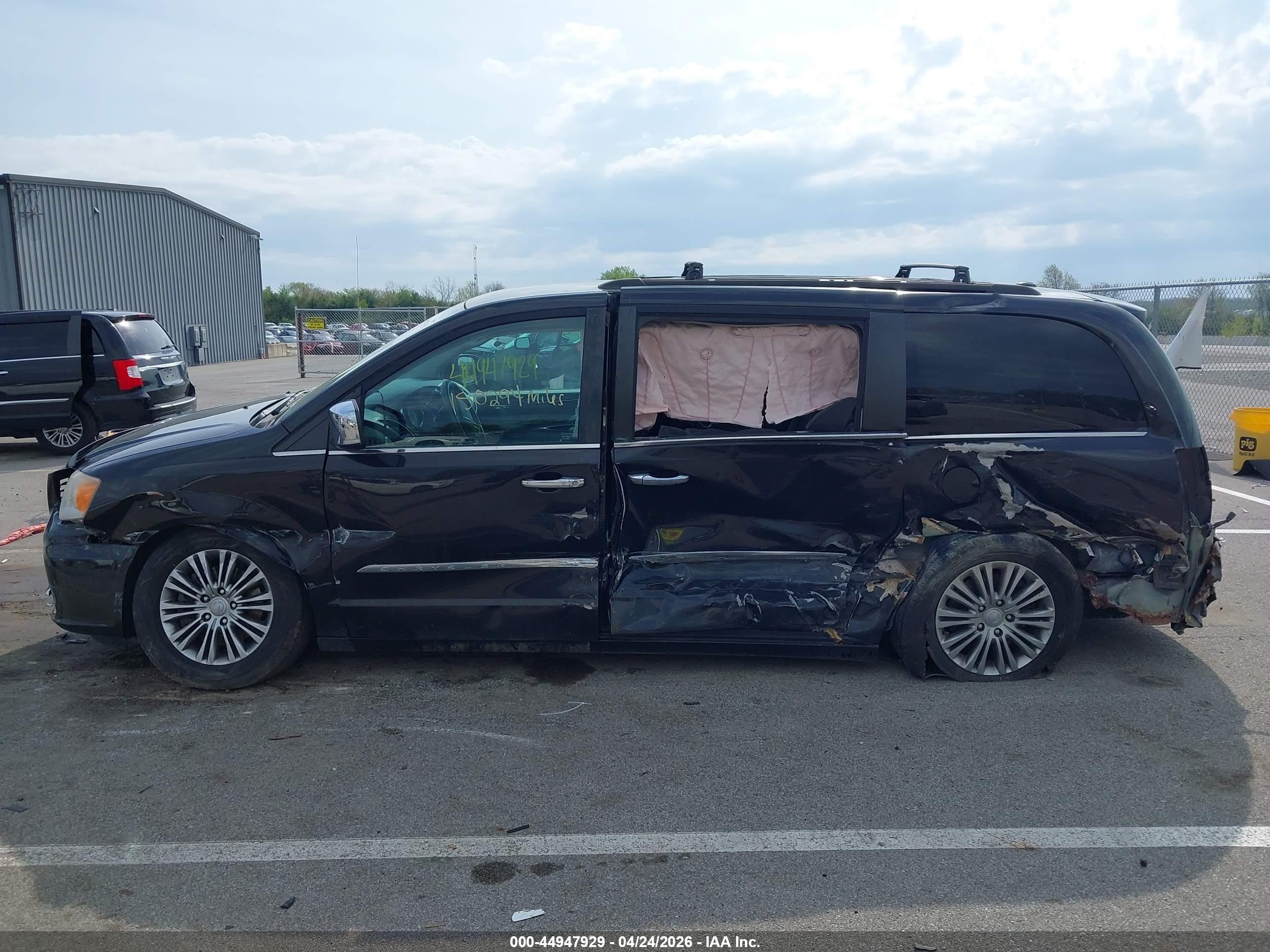 2014 Chrysler Town & Country Touring-l Черный vin: 2C4RC1CG4ER251873