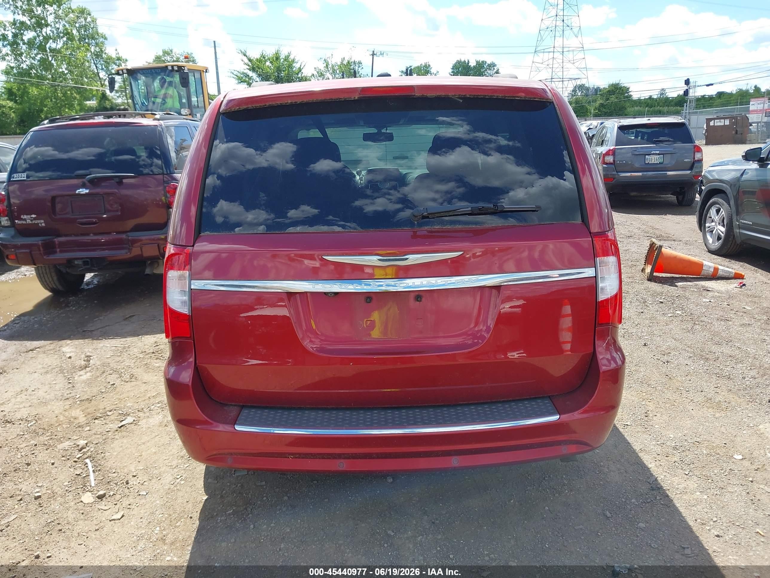 2014 Chrysler Town & Country Touring-l Красный vin: 2C4RC1CG4ER285201
