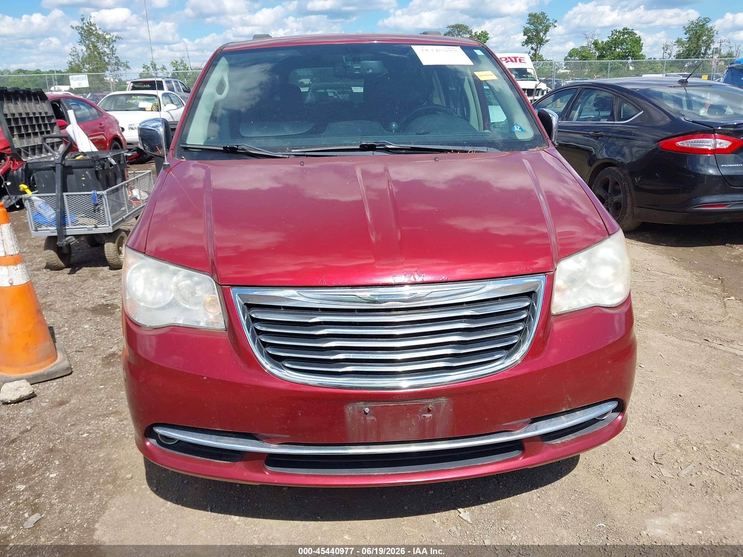 2014 Chrysler Town & Country Touring-l Красный vin: 2C4RC1CG4ER285201