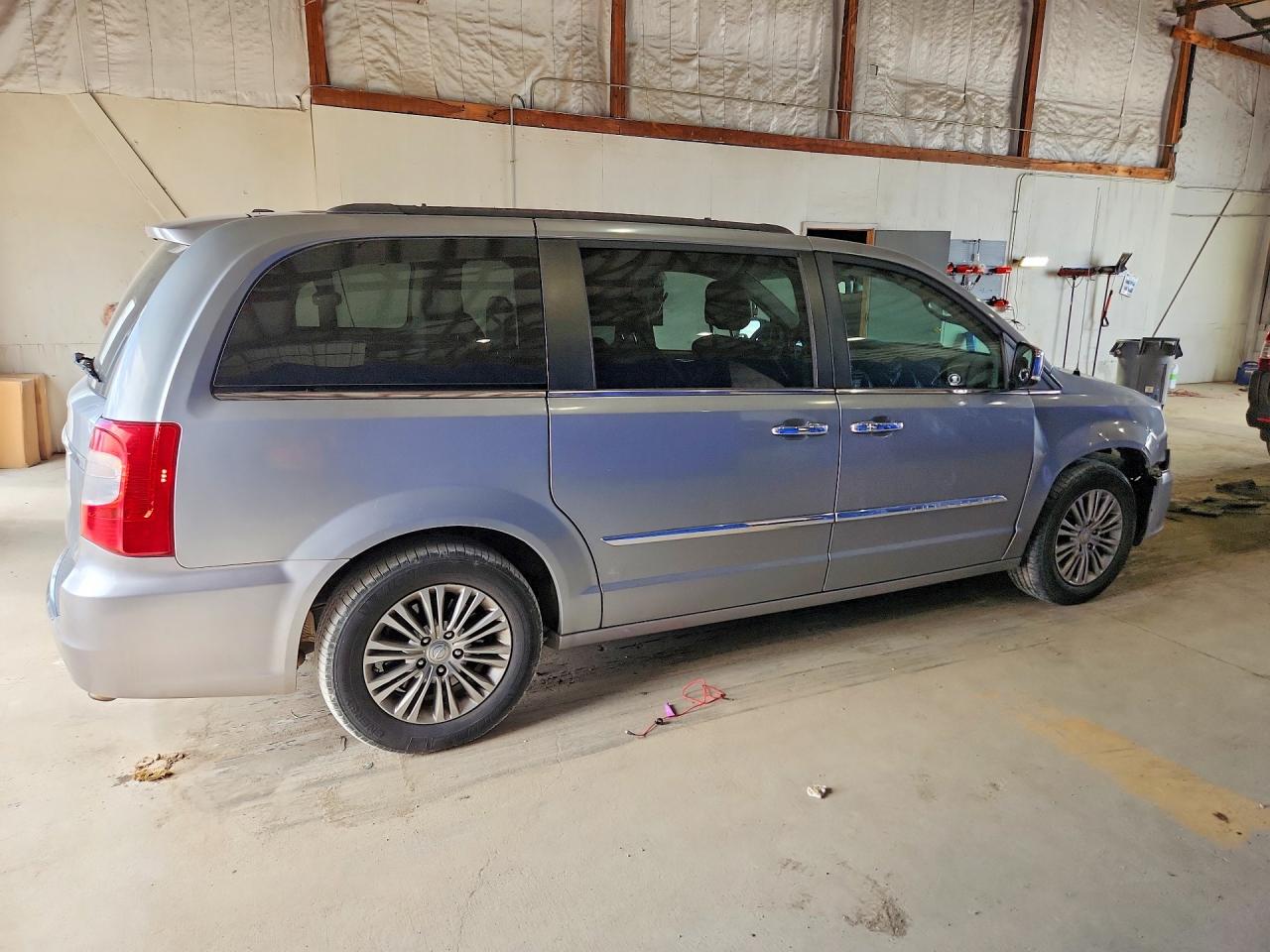 2015 Chrysler Town & Country Touring L Silver vin: 2C4RC1CG4FR506488