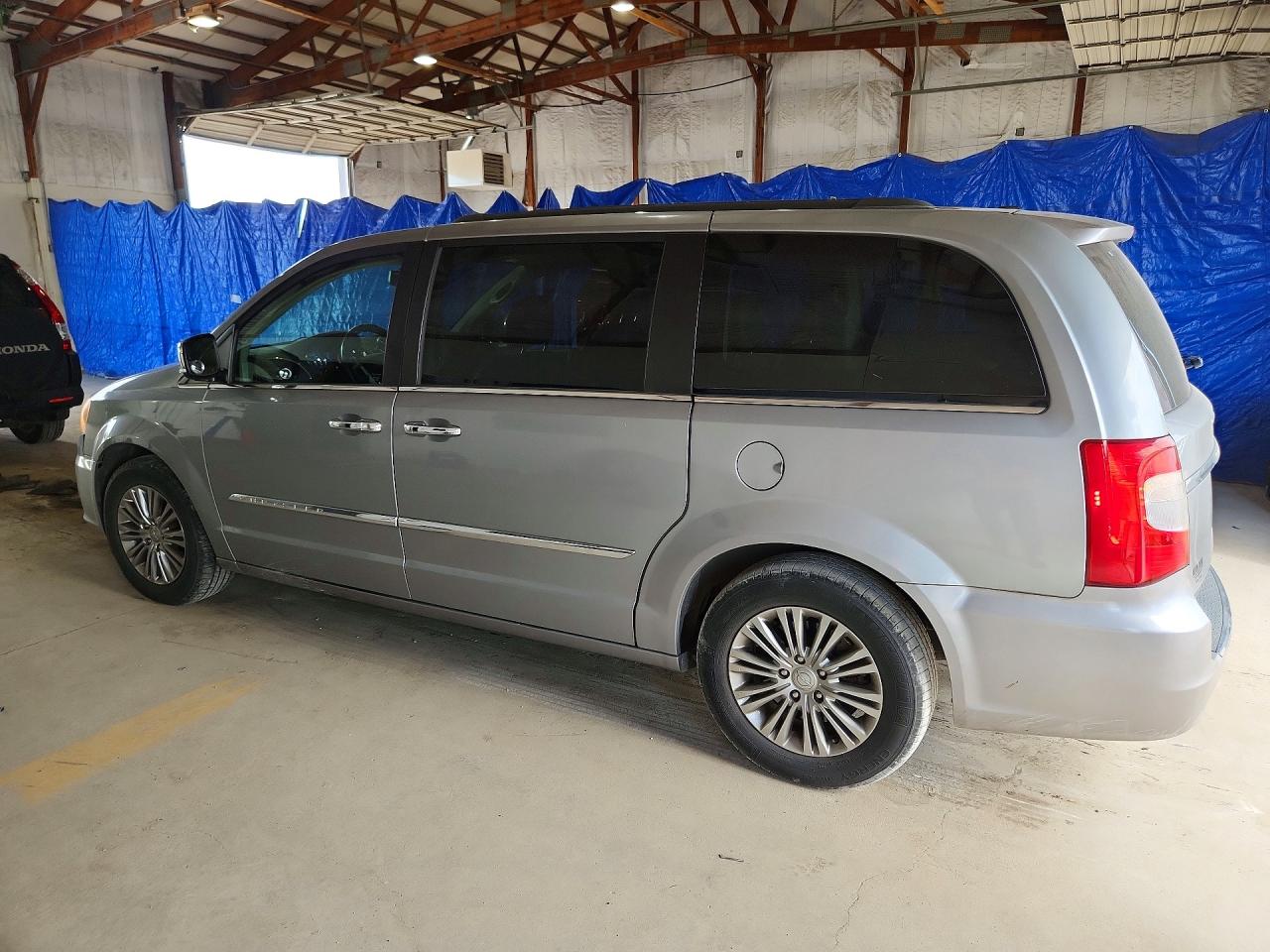 2015 Chrysler Town & Country Touring L Silver vin: 2C4RC1CG4FR506488