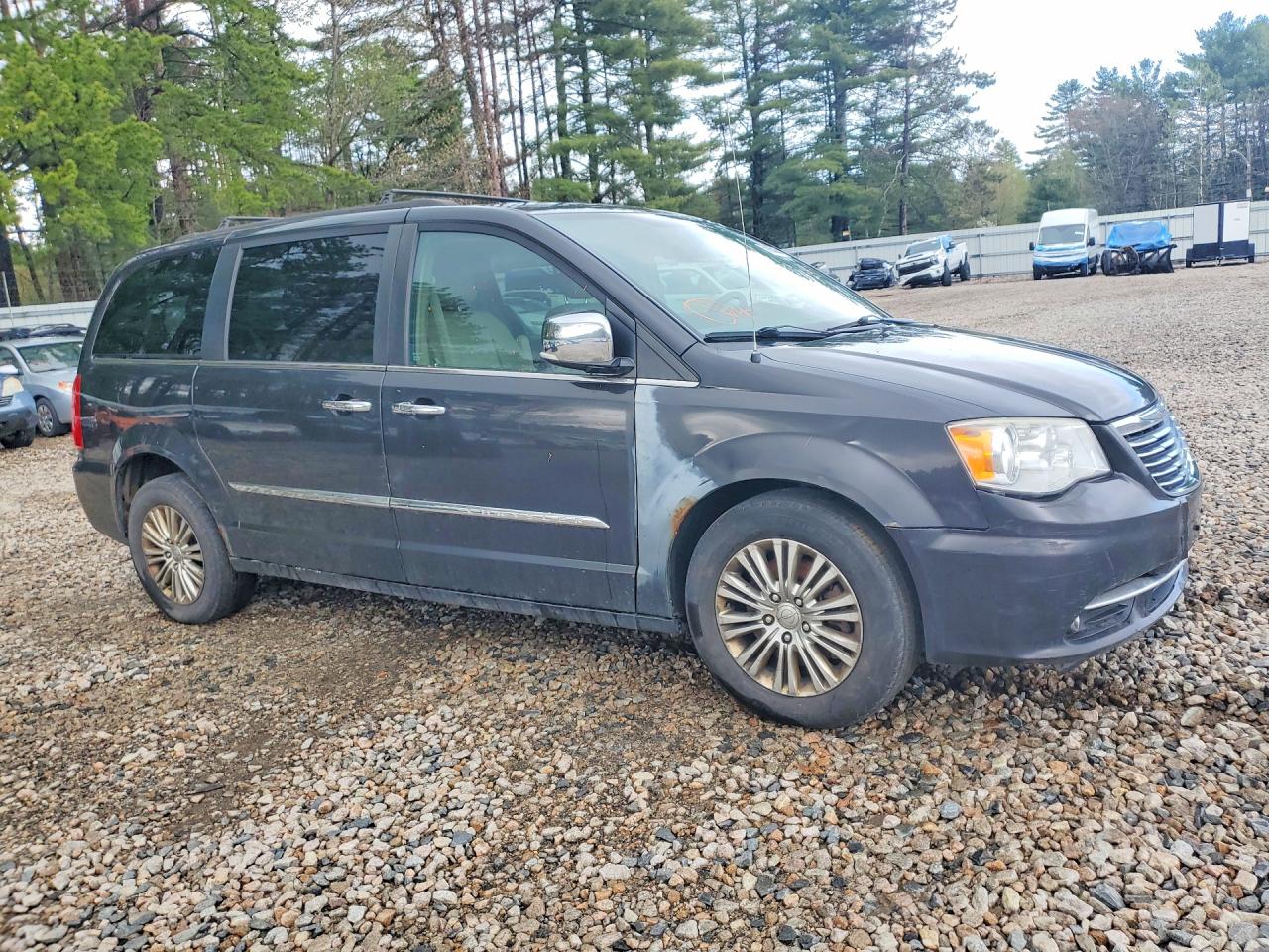 2015 Chrysler Town & Country Touring L Черный vin: 2C4RC1CG4FR573429