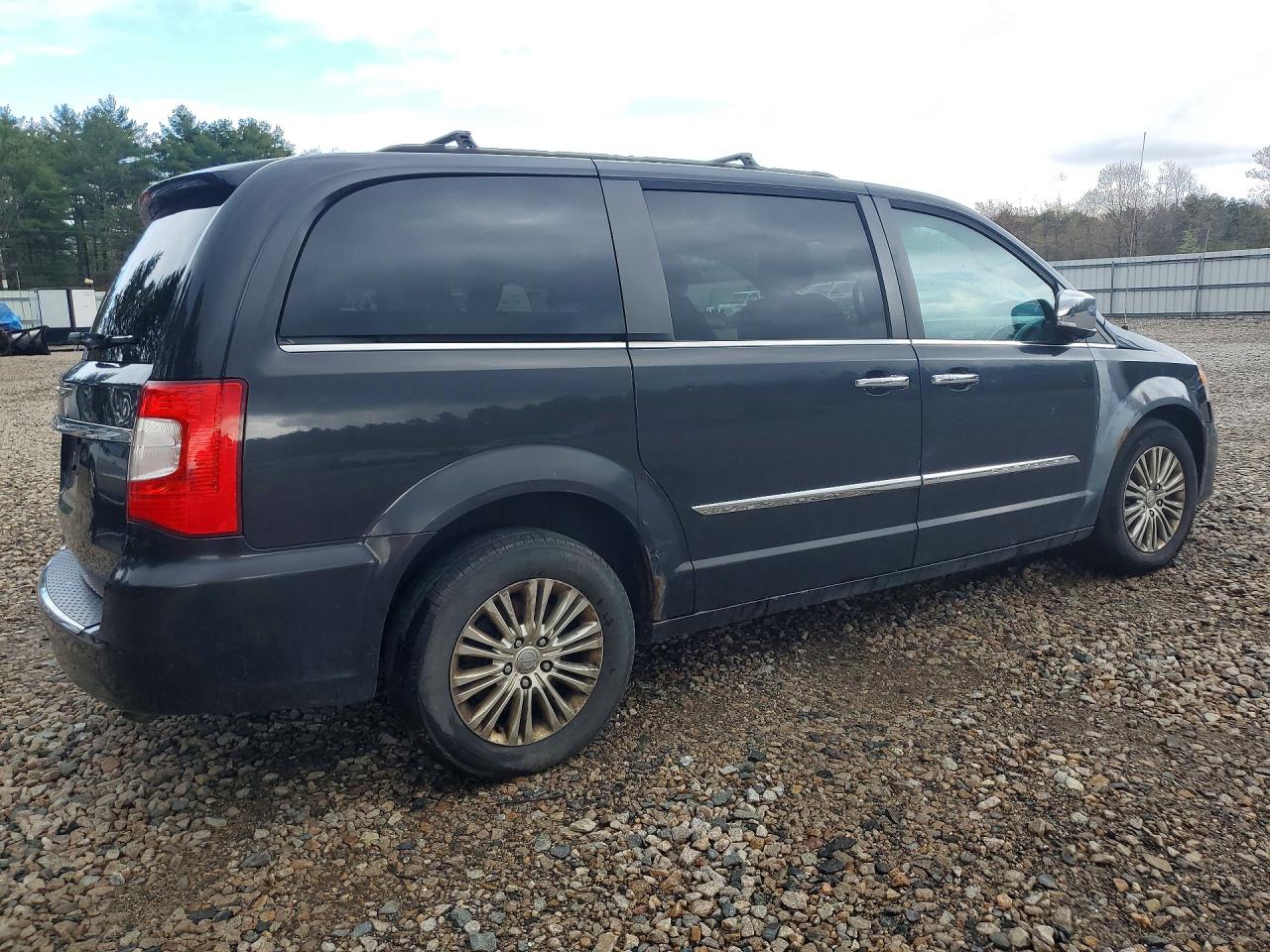 2015 Chrysler Town & Country Touring L Черный vin: 2C4RC1CG4FR573429