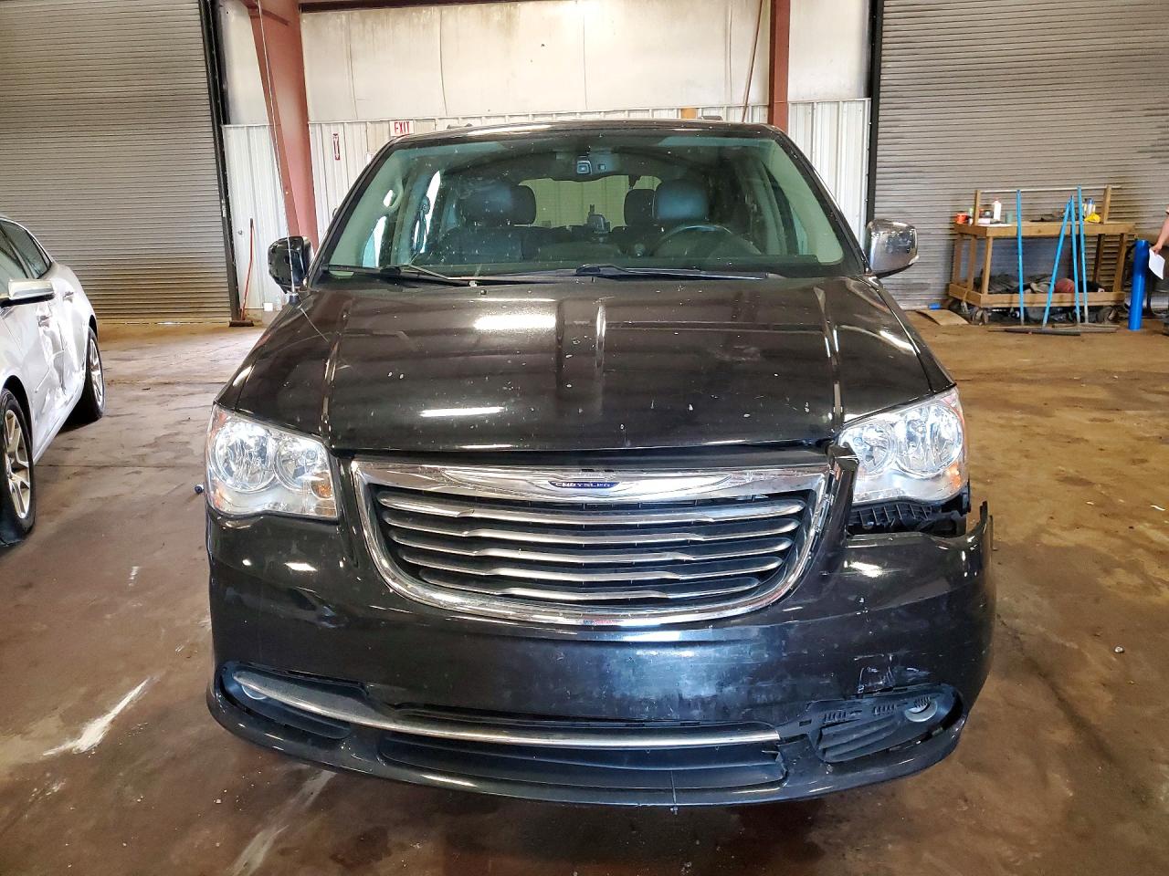 2015 Chrysler Town & Country Touring L Black vin: 2C4RC1CG4FR602749