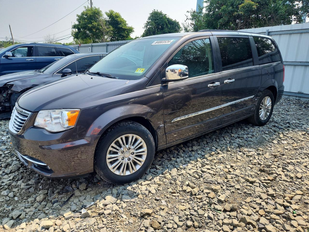 2015 Chrysler Town & Country Touring L Gray vin: 2C4RC1CG4FR617882