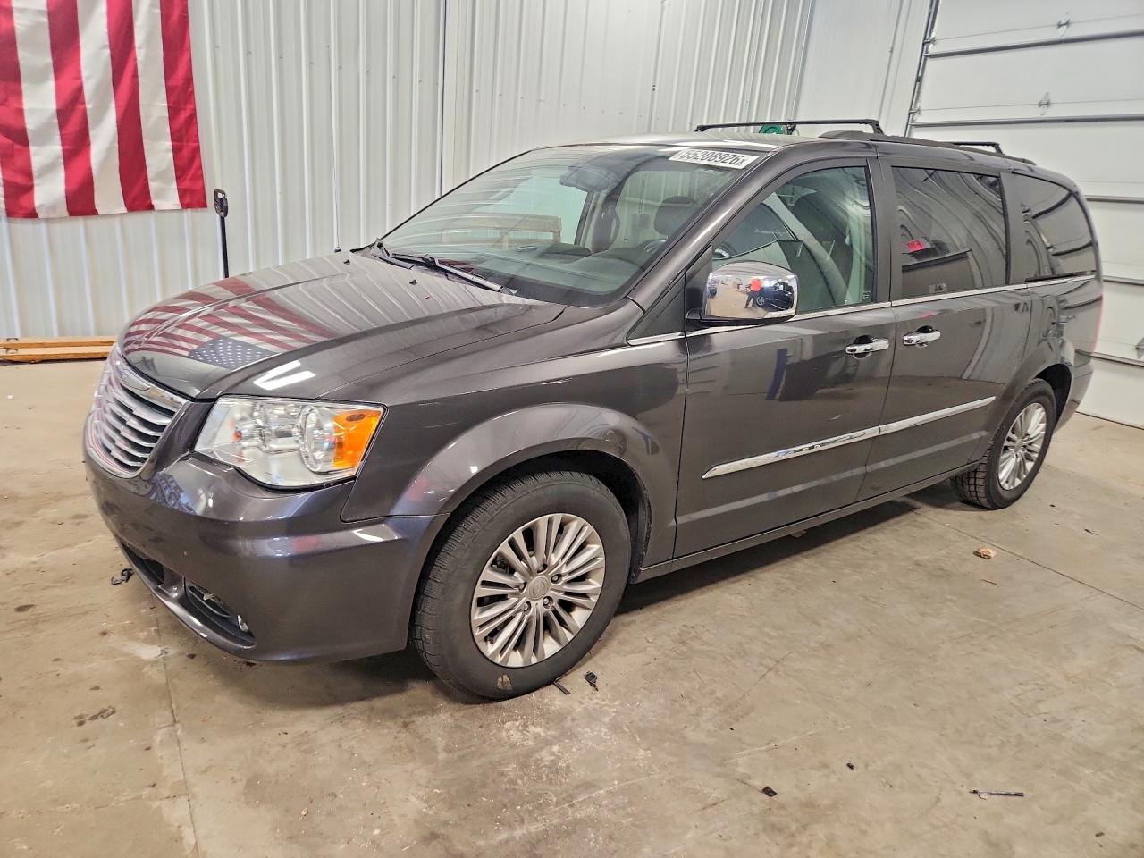 2015 Chrysler Town & Country Touring L Черный vin: 2C4RC1CG4FR674423