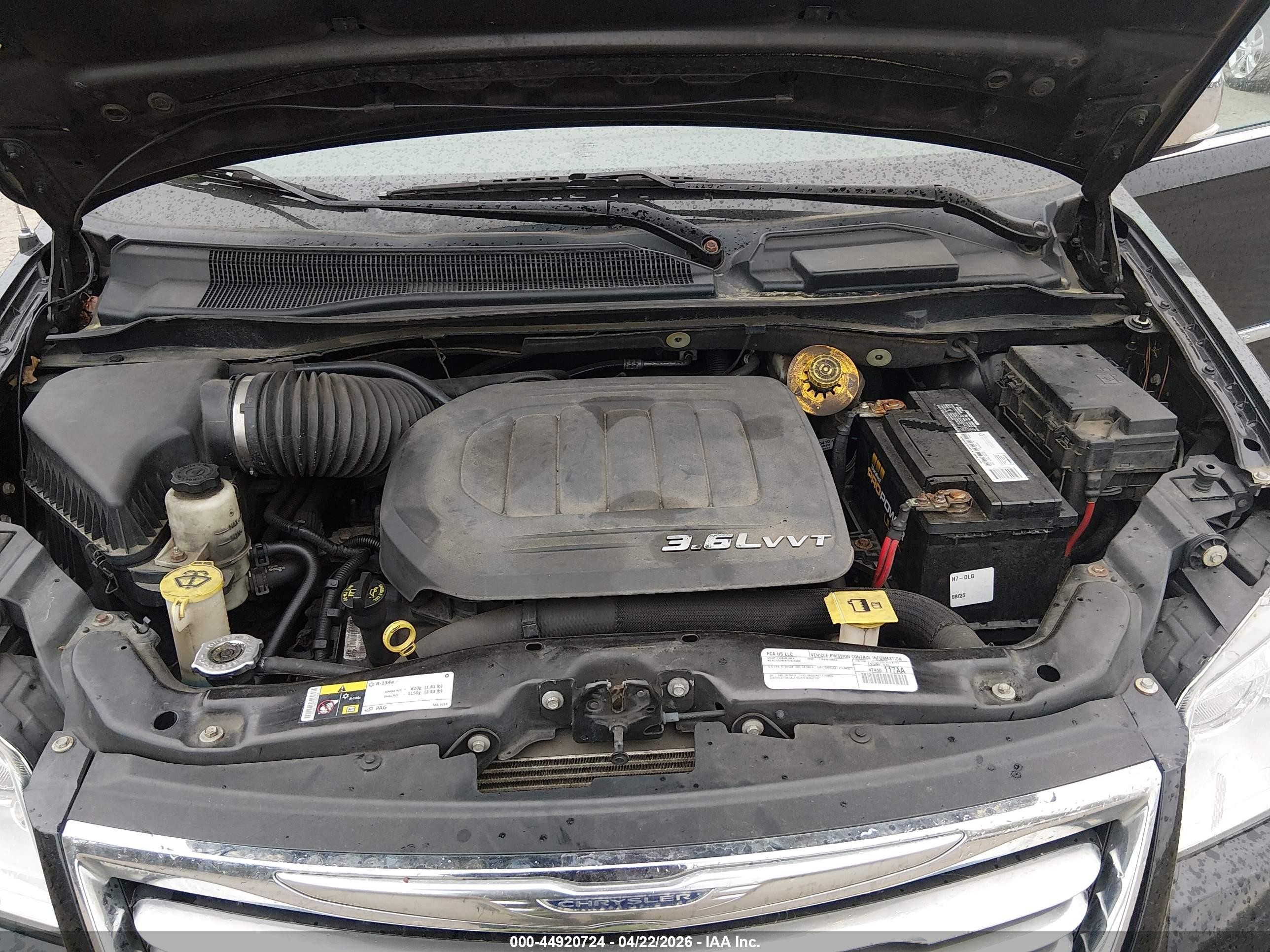 2015 Chrysler Town & Country Touring-l Black vin: 2C4RC1CG4FR729727