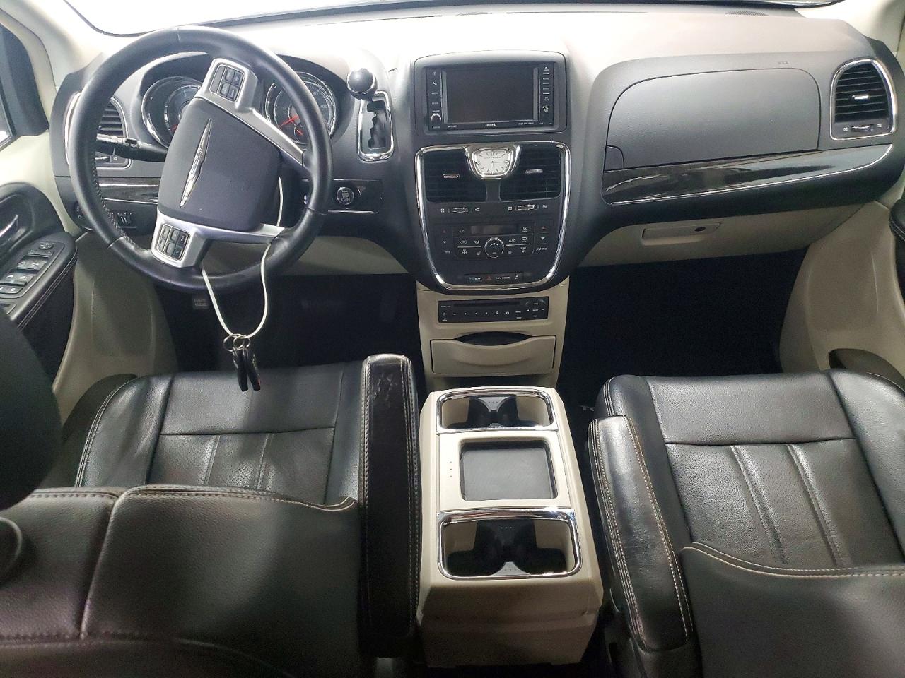 2012 Chrysler Town & Country Touring L Silver vin: 2C4RC1CG5CR375941