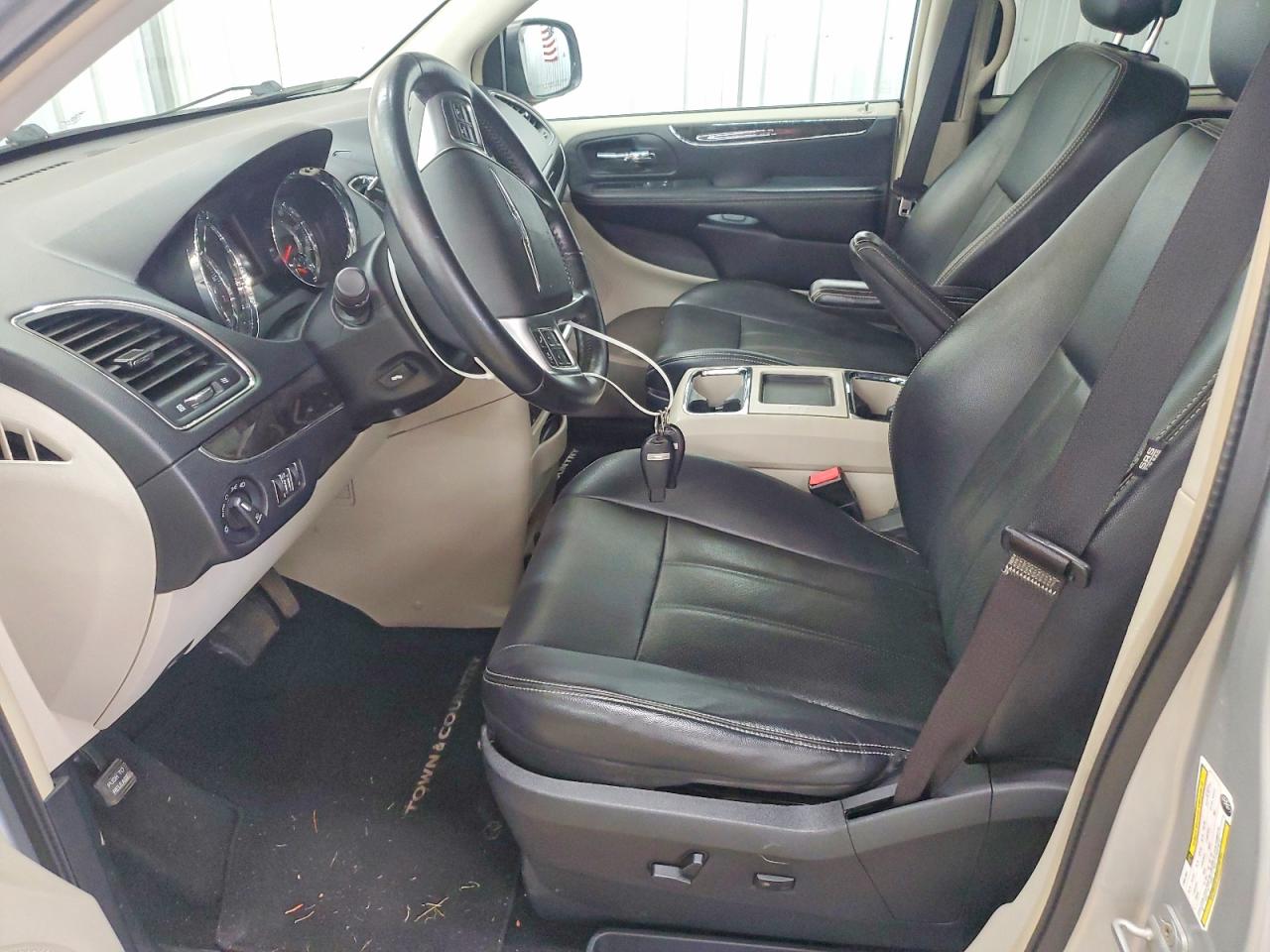 2012 Chrysler Town & Country Touring L Silver vin: 2C4RC1CG5CR375941