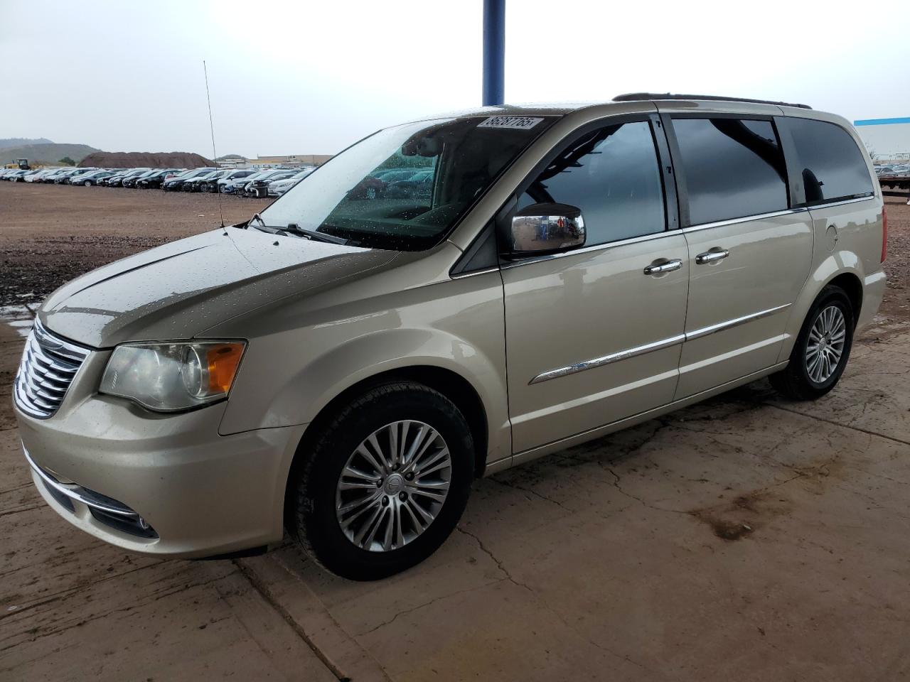 2014 Chrysler Town & Country Touring L Beige vin: 2C4RC1CG5ER133914