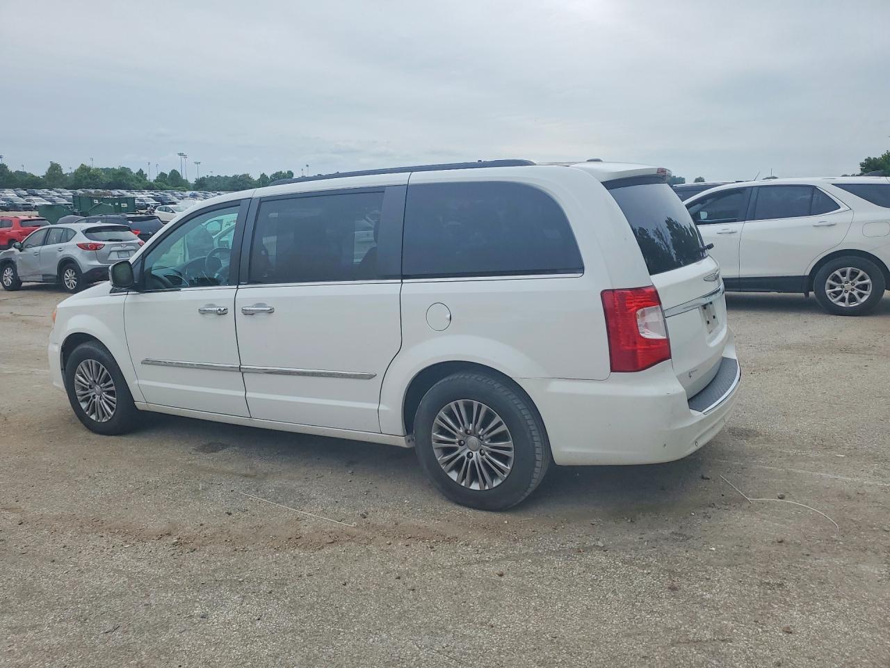 2014 Chrysler Town & Country Touring L White vin: 2C4RC1CG5ER143181
