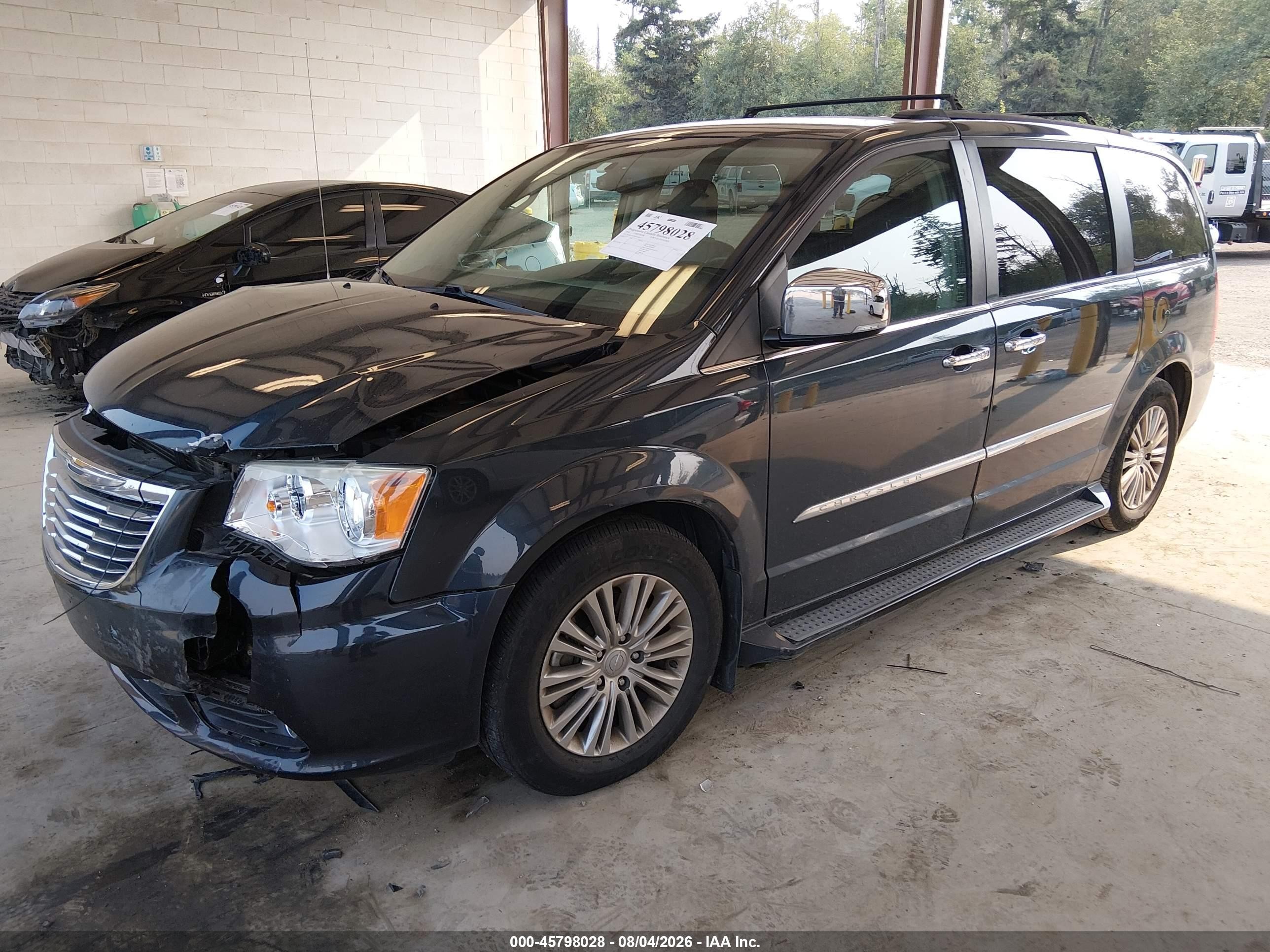 2014 Chrysler Town & Country Touring-l Gray vin: 2C4RC1CG5ER234015
