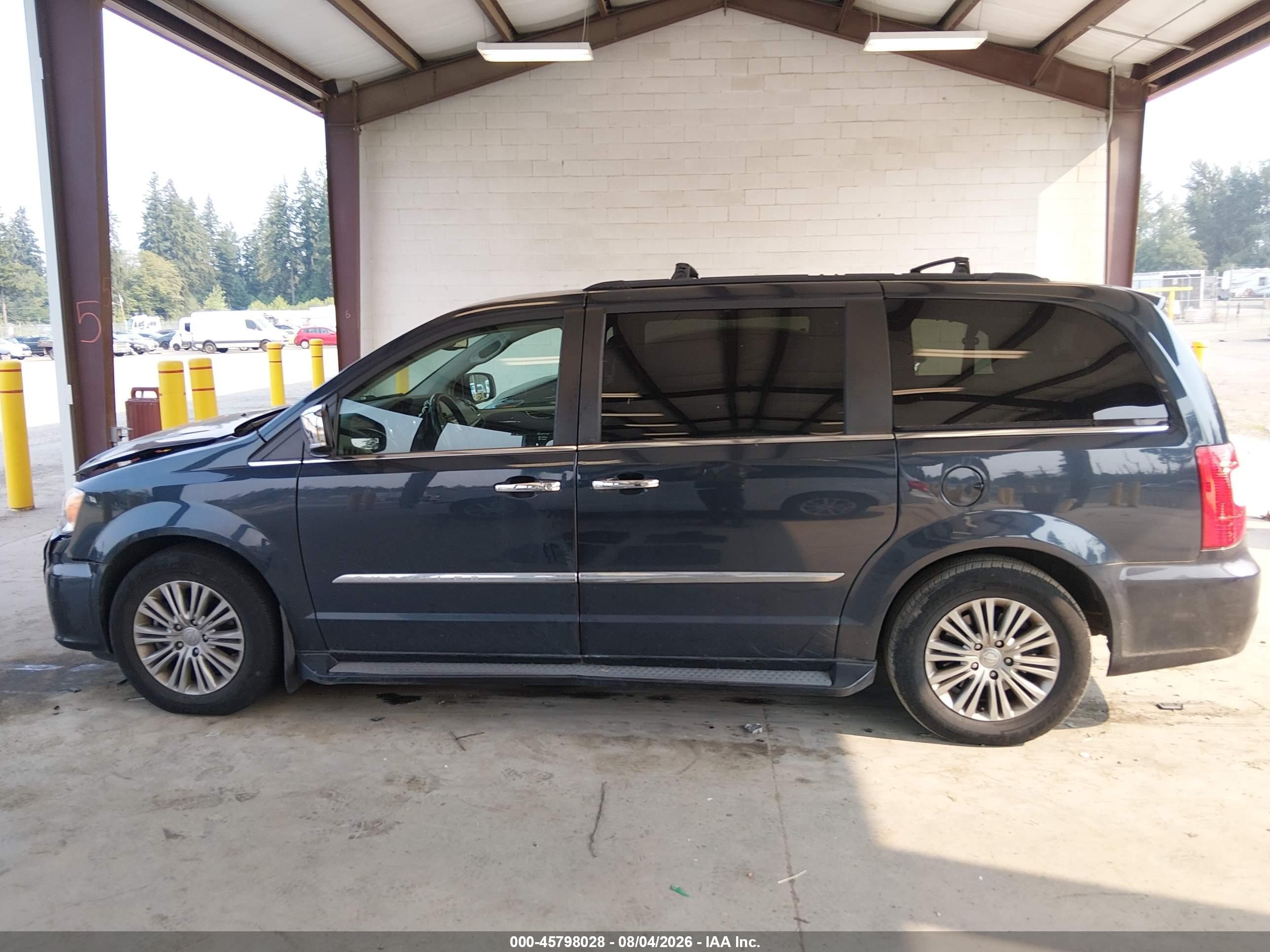 2014 Chrysler Town & Country Touring-l Gray vin: 2C4RC1CG5ER234015