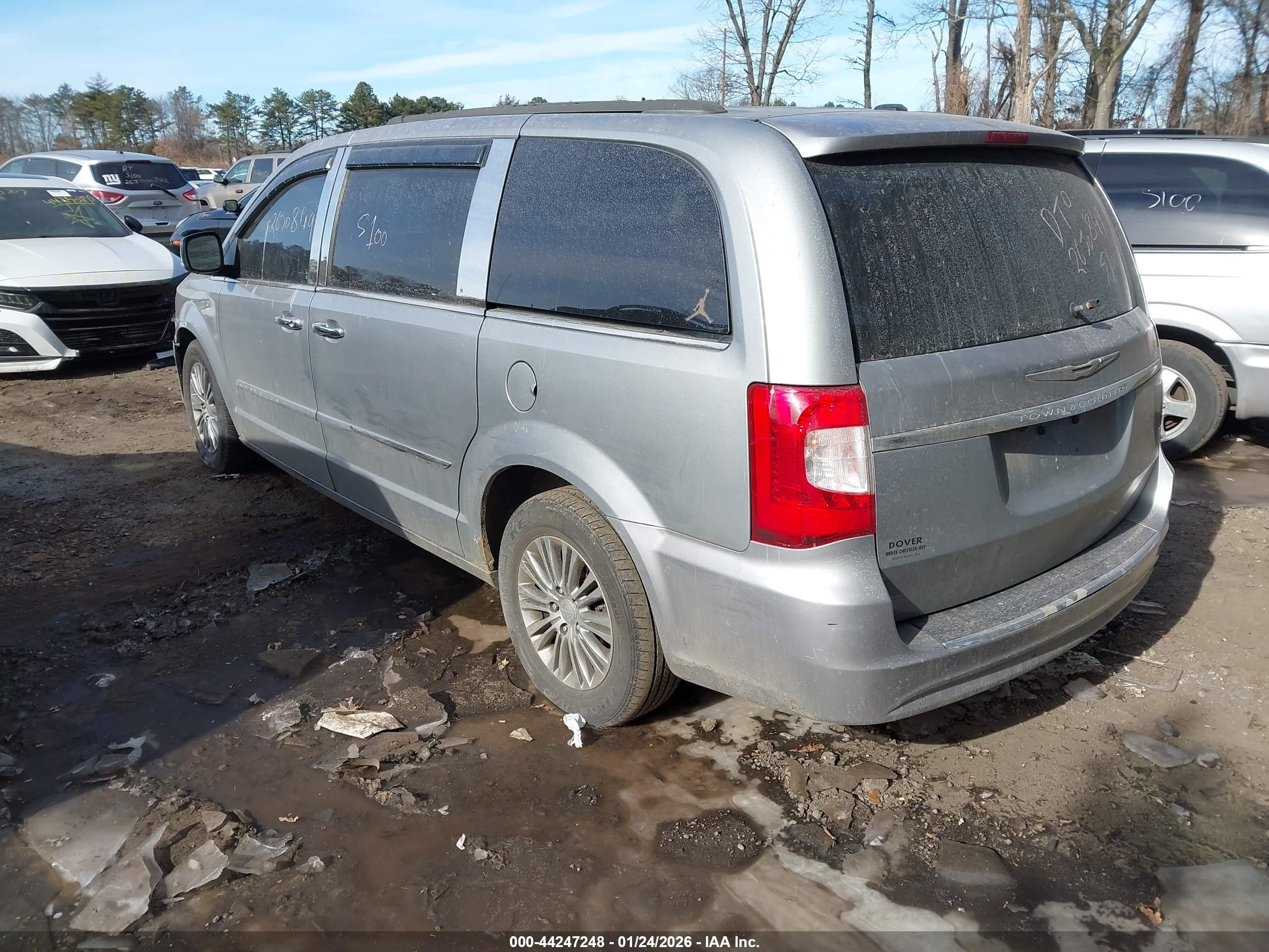 2014 Chrysler Town & Country Touring-l Gray vin: 2C4RC1CG5ER277124