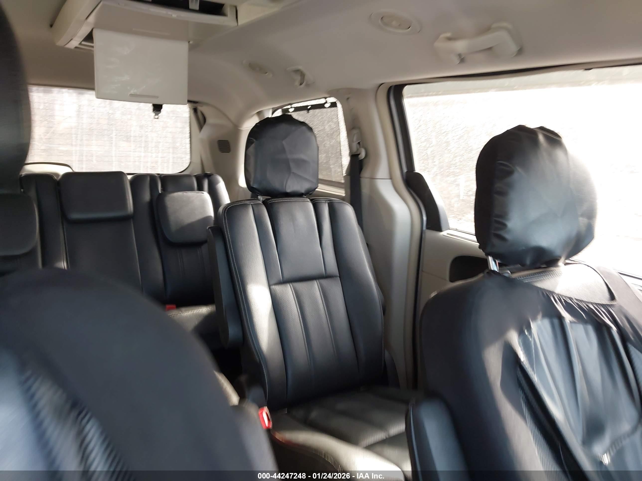 2014 Chrysler Town & Country Touring-l Gray vin: 2C4RC1CG5ER277124