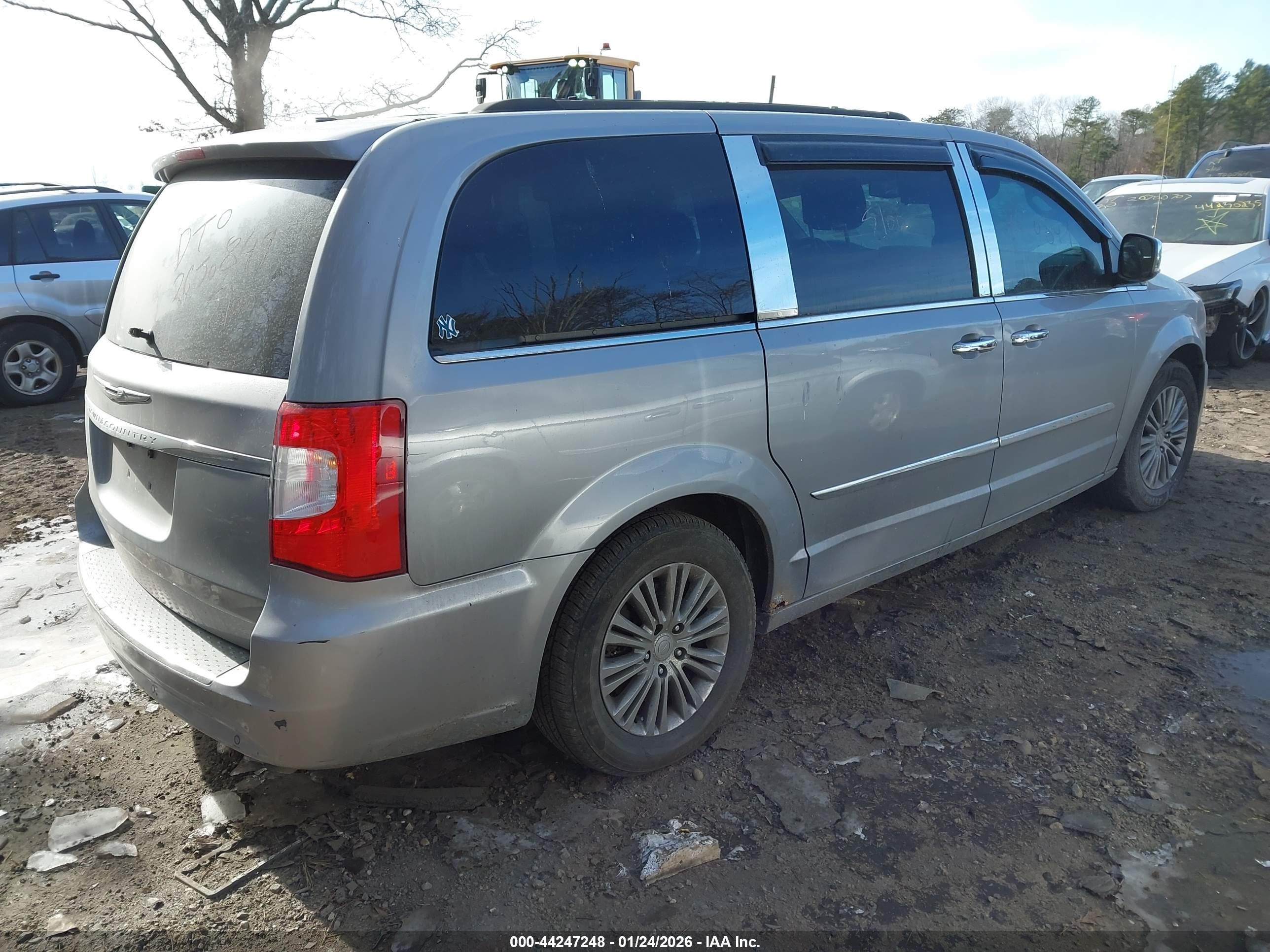 2014 Chrysler Town & Country Touring-l Gray vin: 2C4RC1CG5ER277124