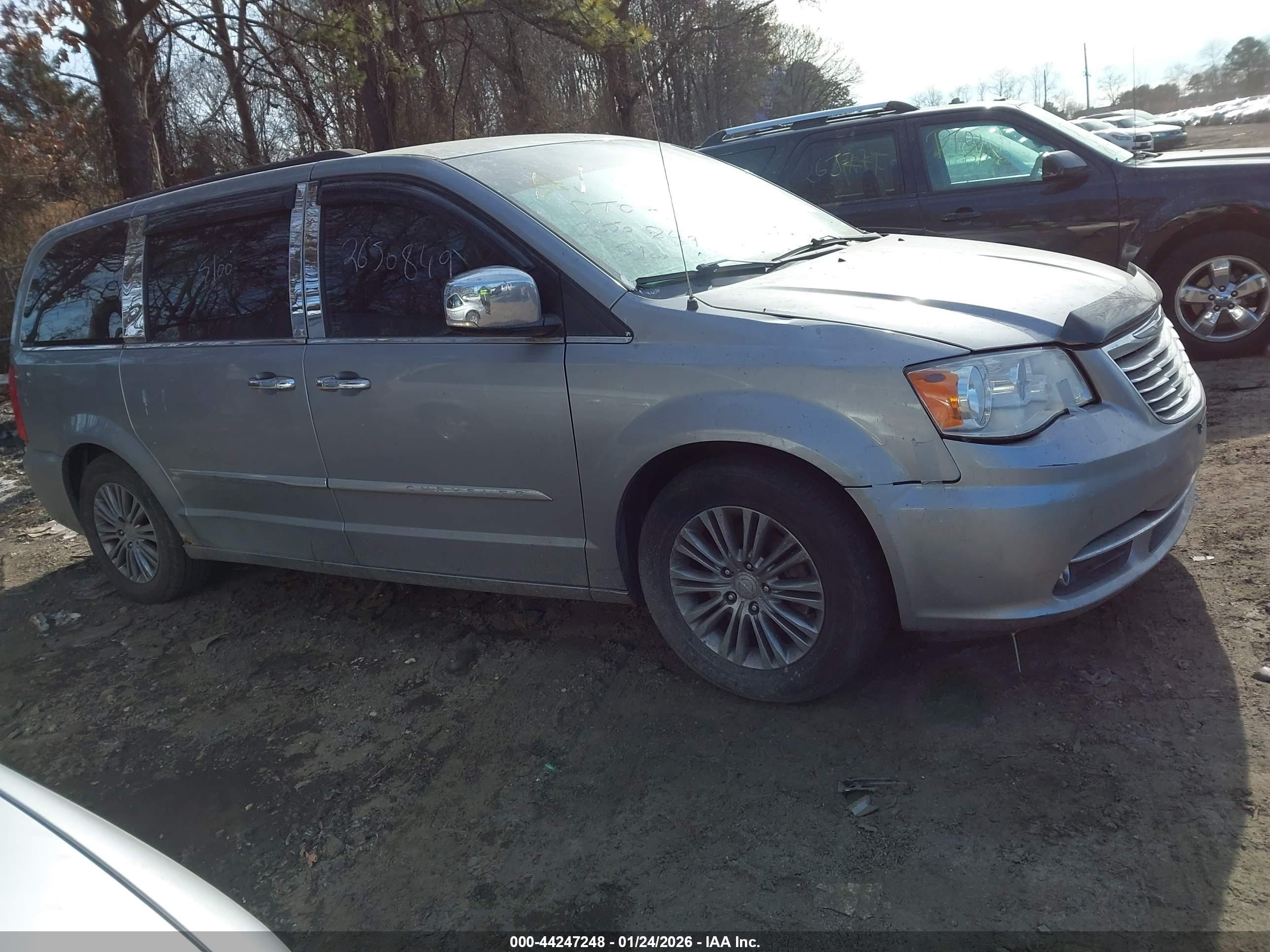 2014 Chrysler Town & Country Touring-l Gray vin: 2C4RC1CG5ER277124