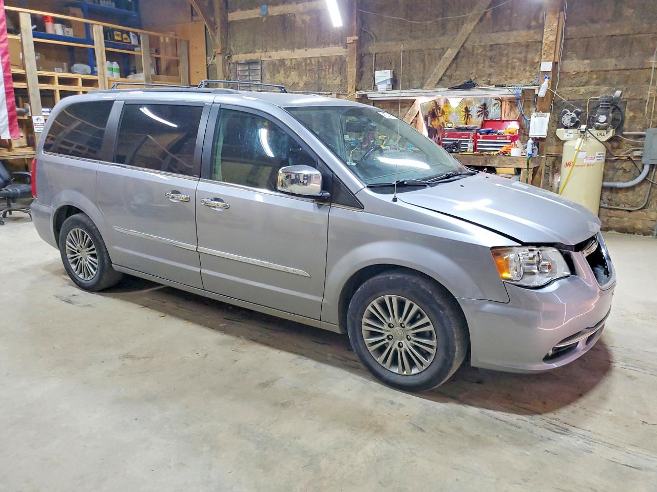 2014 Chrysler Town & Country Touring L Gray vin: 2C4RC1CG5ER304337
