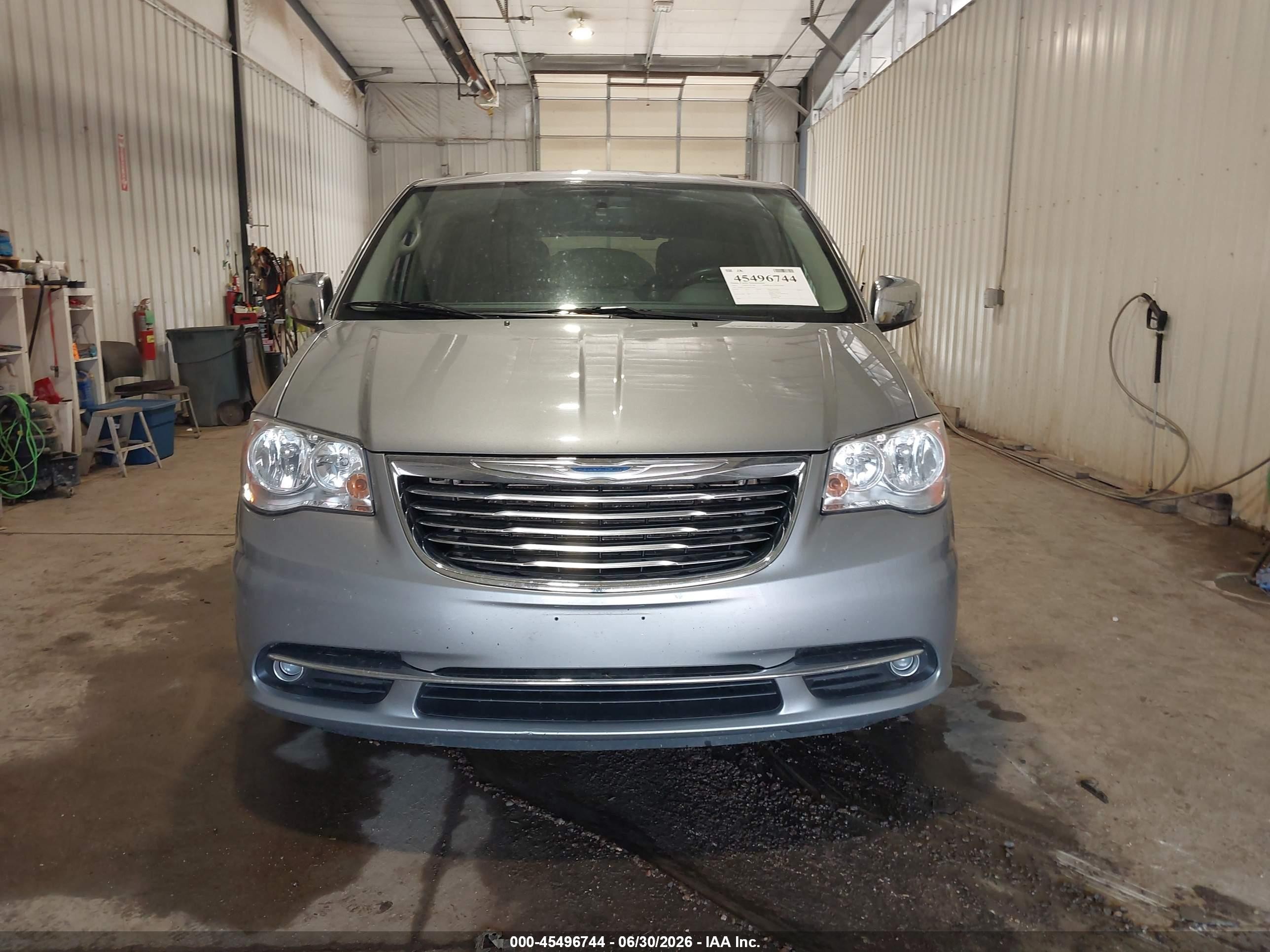 2014 Chrysler Town & Country Touring-l Gray vin: 2C4RC1CG5ER372248