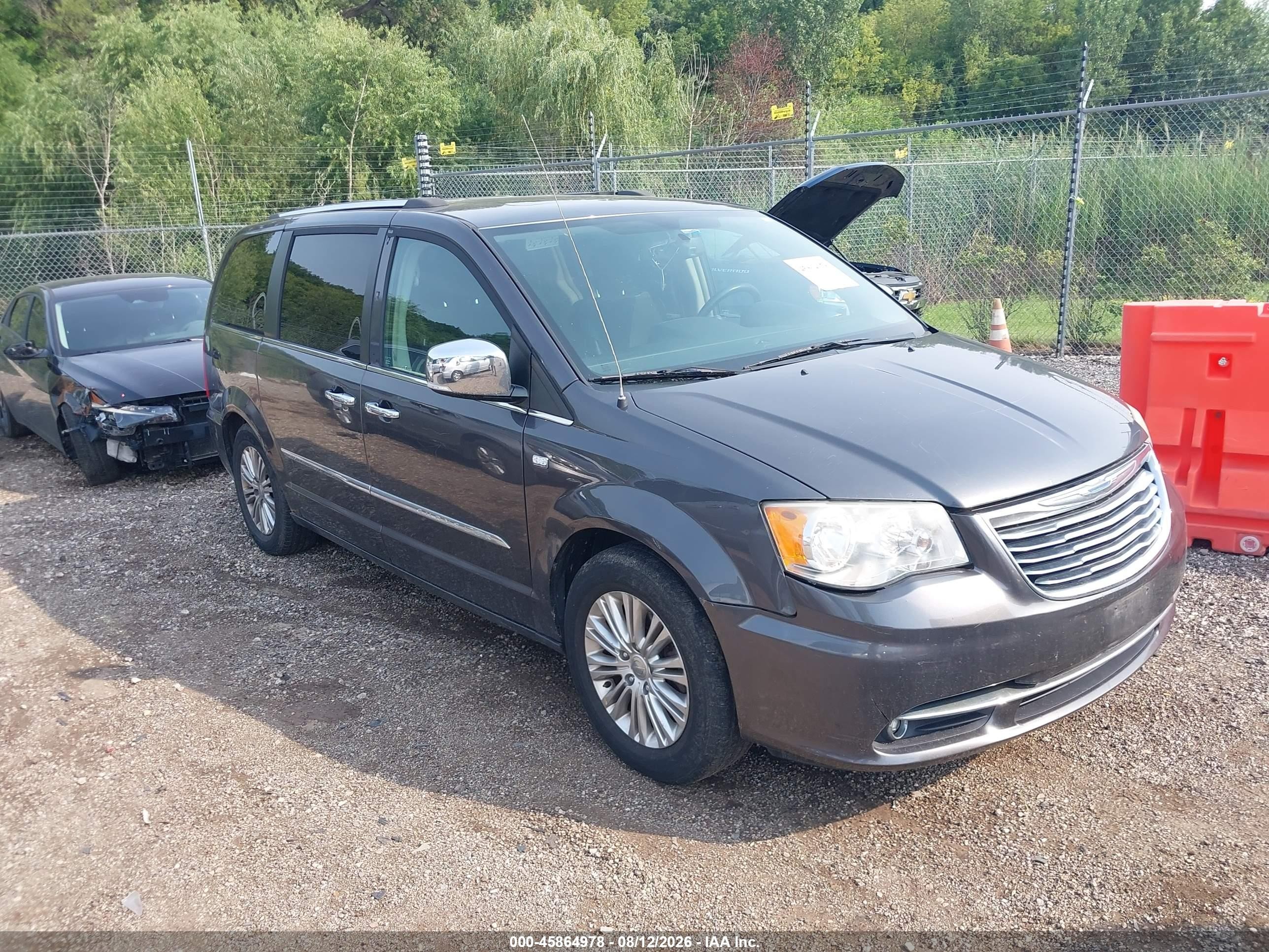 2014 Chrysler Town & Country Touring-l 30th Anniversary Gray vin: 2C4RC1CG5ER374355