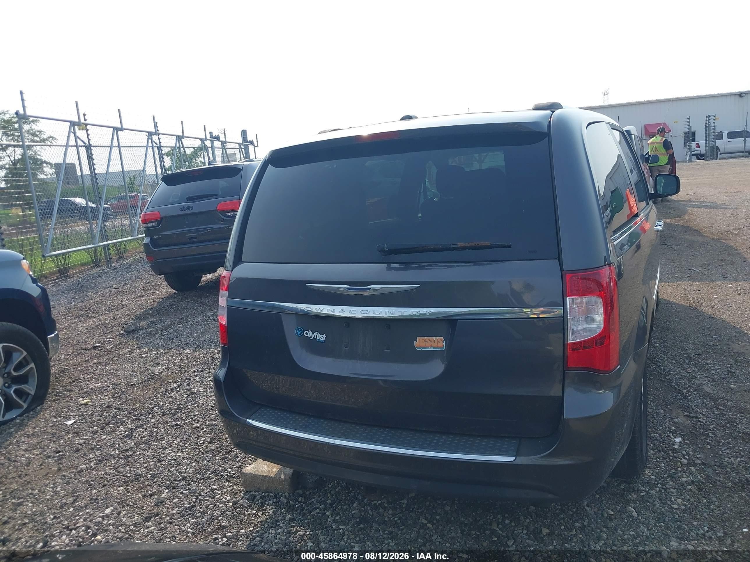 2014 Chrysler Town & Country Touring-l 30th Anniversary Gray vin: 2C4RC1CG5ER374355
